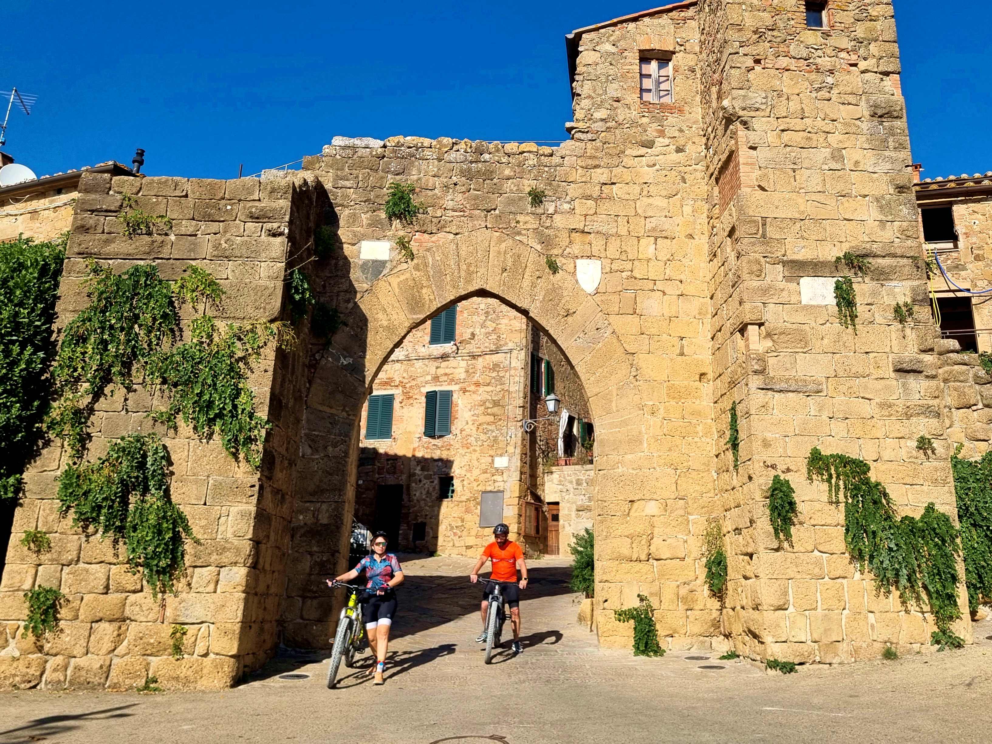 Групповой велотур Toscana Deluxe - Премиальный отдых в Италии (12/131)