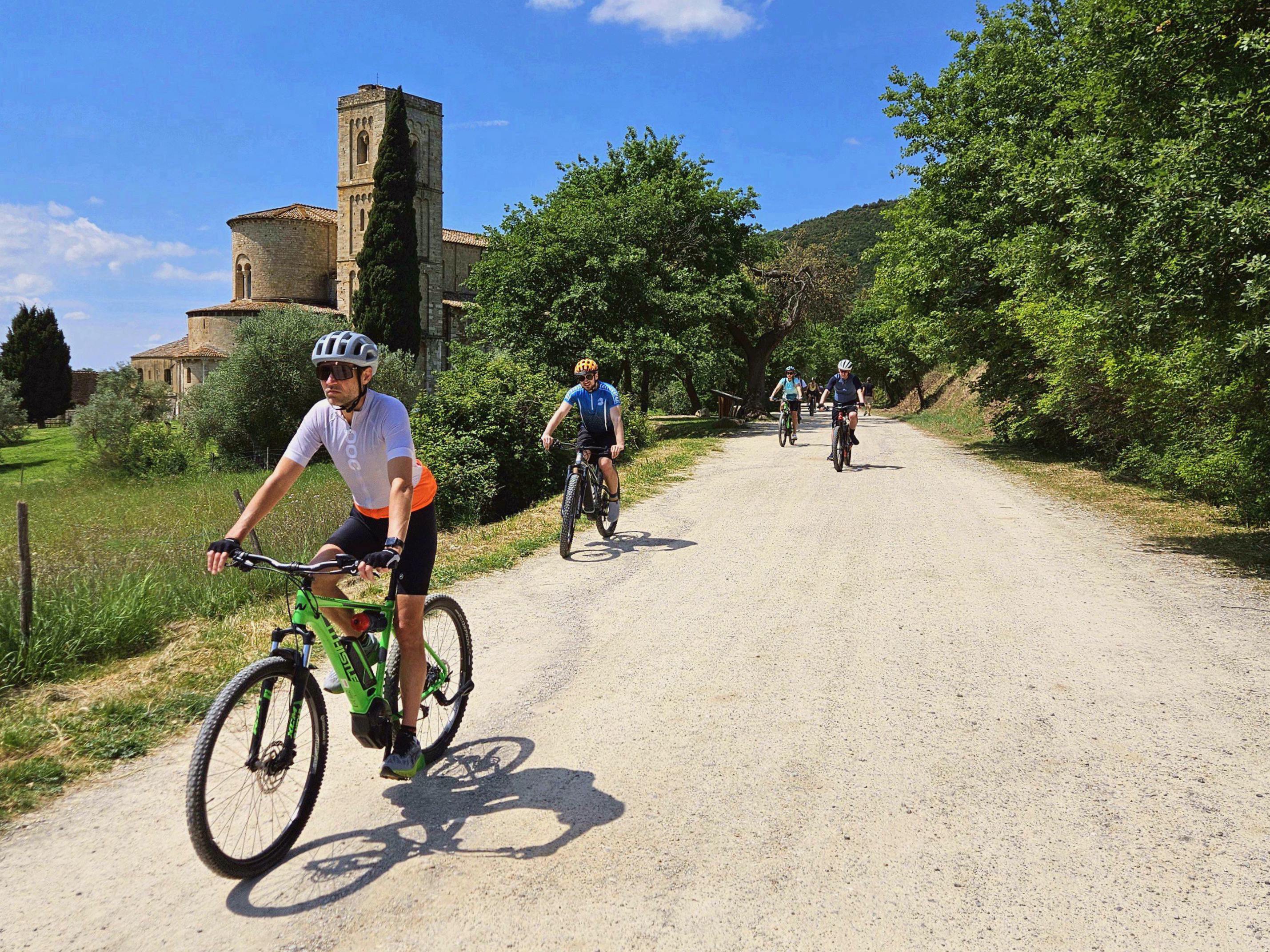 Групповой велотур Toscana Deluxe - Премиальный отдых в Италии (20/131)