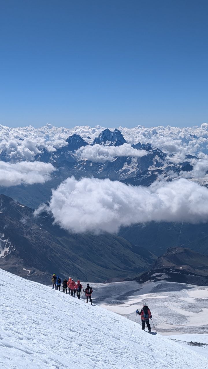 Восхождение на Эльбрус (классика) (4/52)