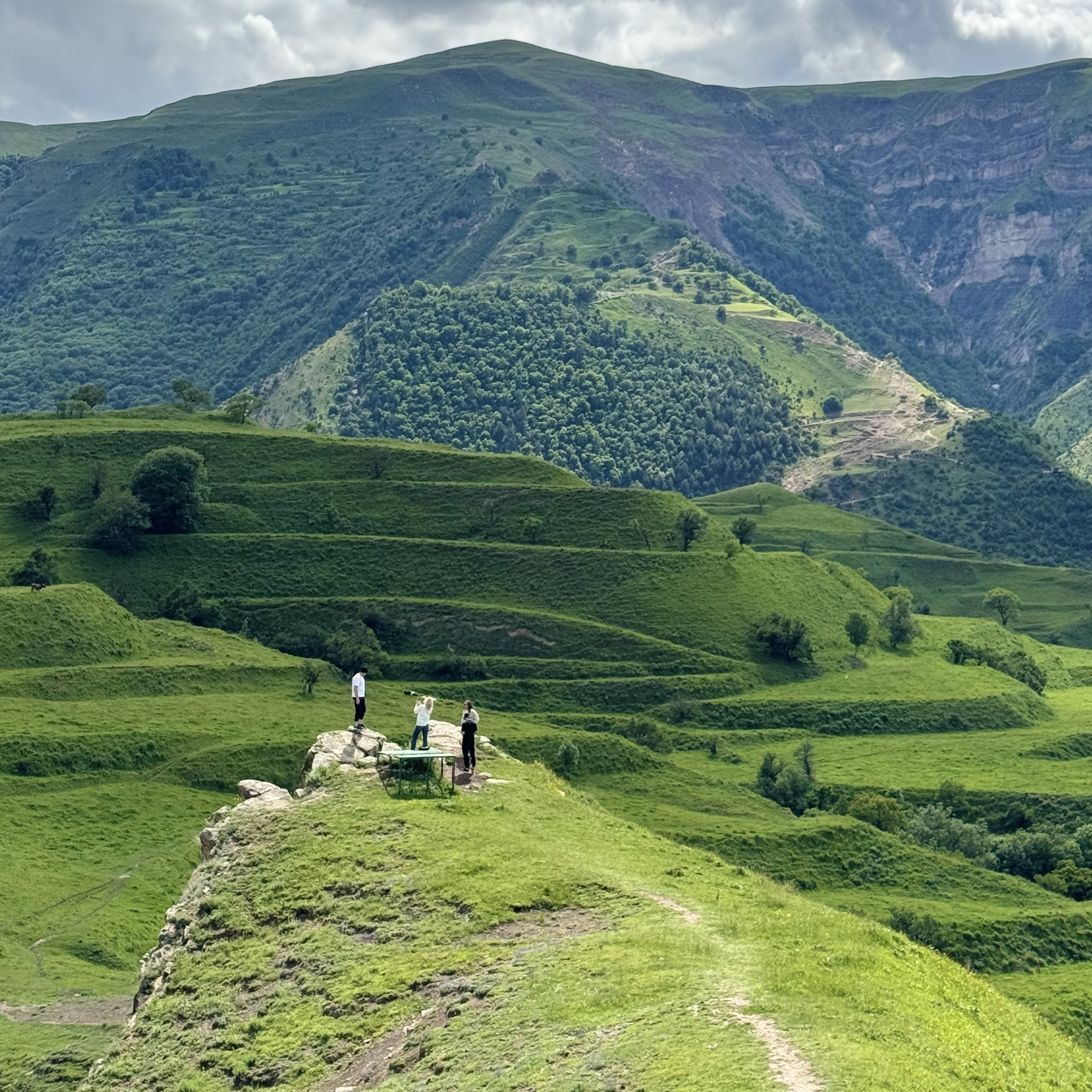 Тайны заброшенного аула Гамсутль