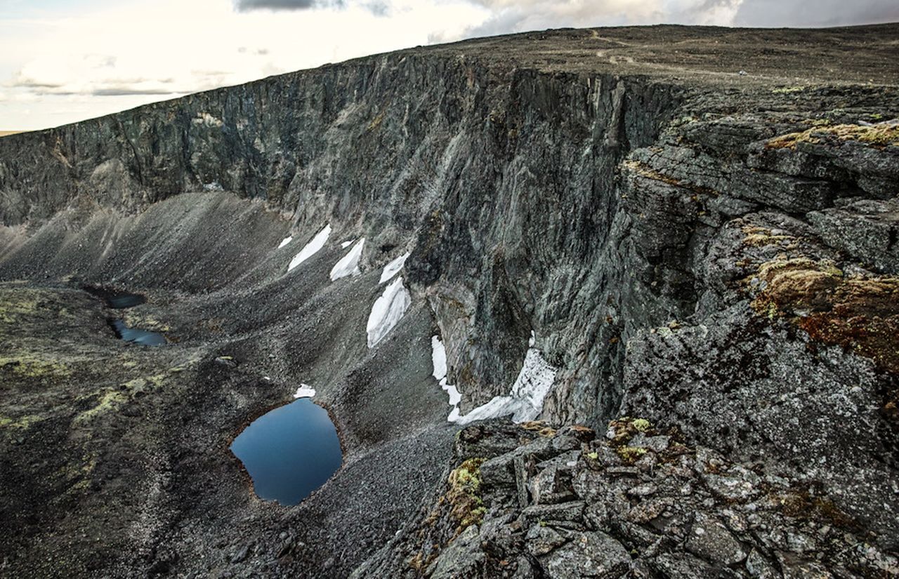 Ловозерские тундры: джип-тур к горе Аллуайв через Перевал Геологов (6/17)