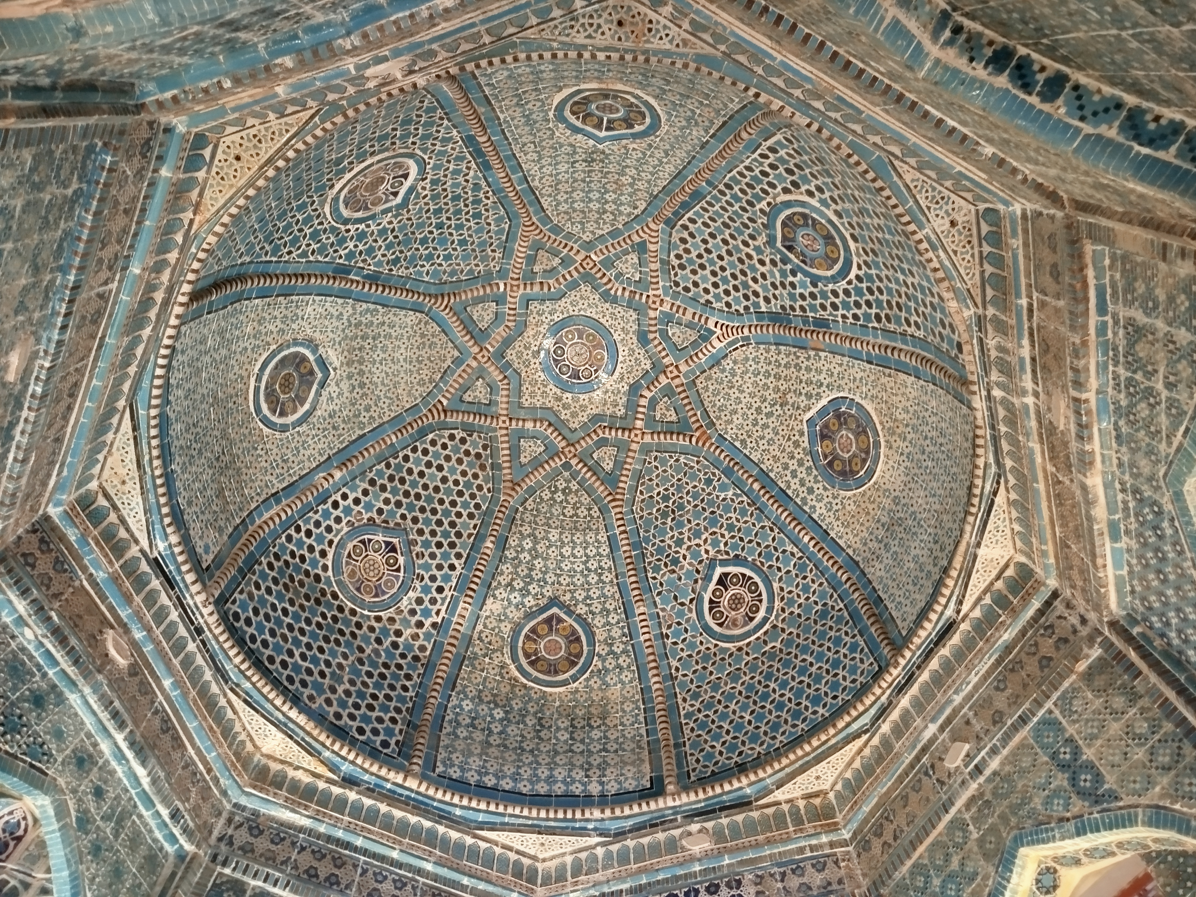 Фанские горы с восхождением на Замок 5020 м и Энергию 5132 м (30/31)