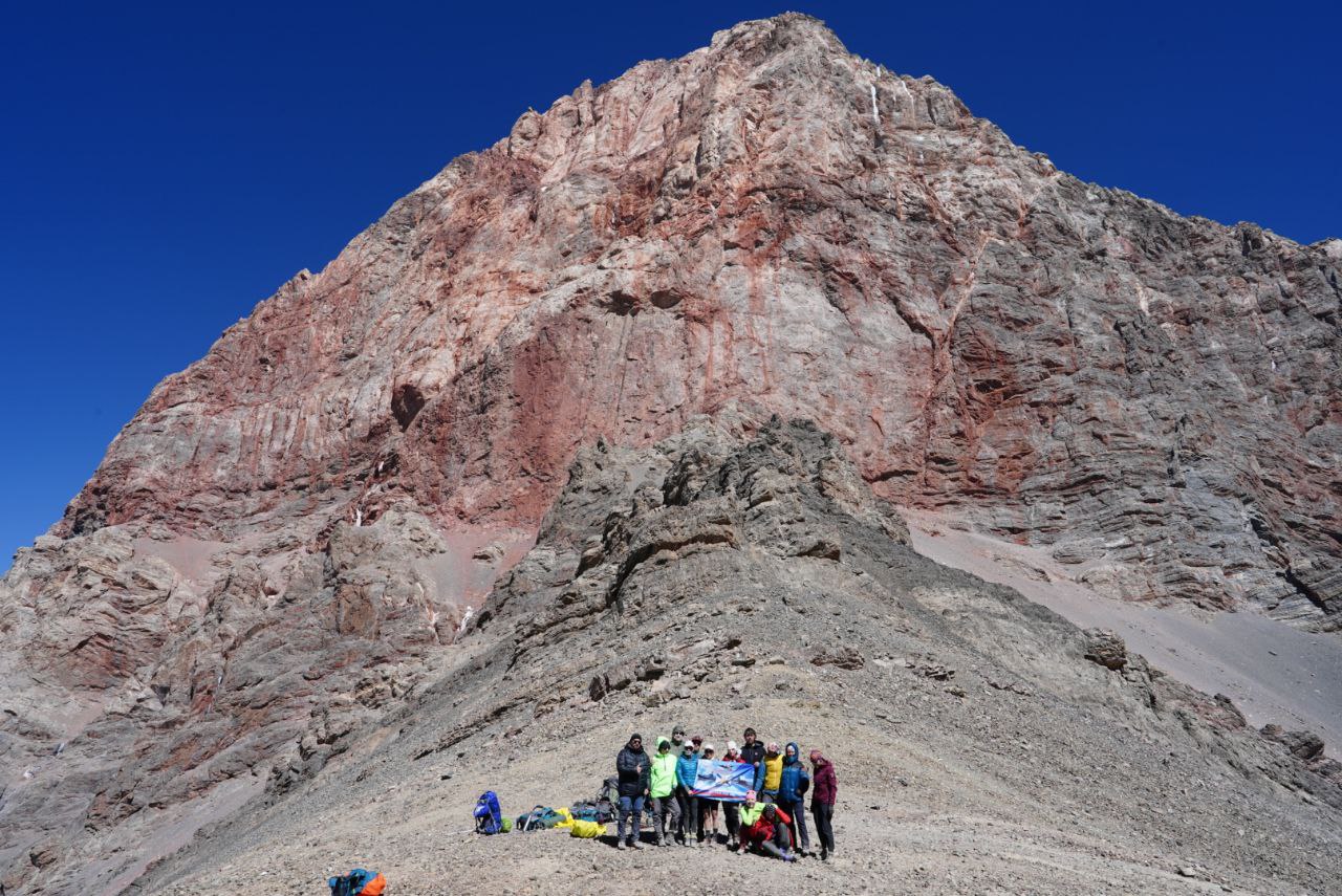 Фанские горы с восхождением на Замок 5020 м и Энергию 5132 м (22/31)