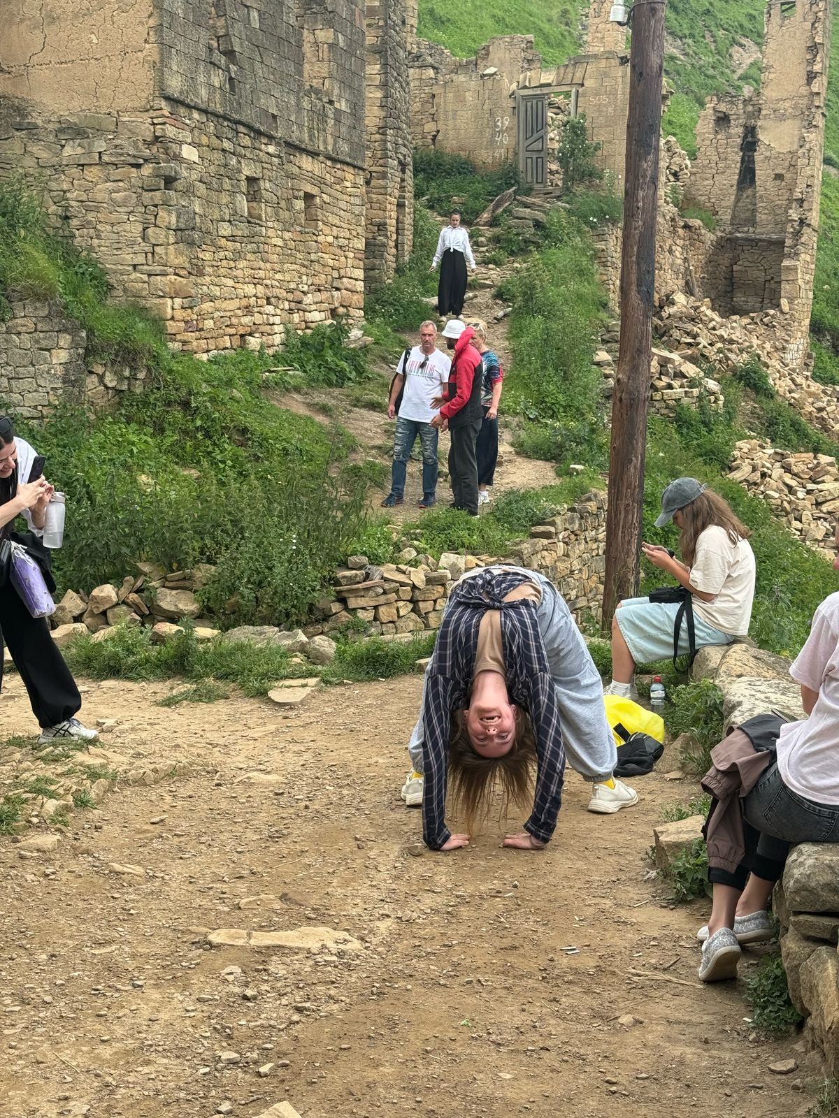 Аул призрак Гамсутль и водопад в пещере (18/21)