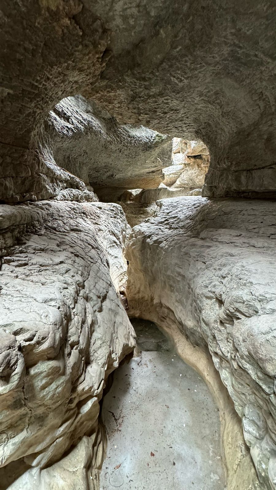 Аул призрак Гамсутль и водопад в пещере (9/21)