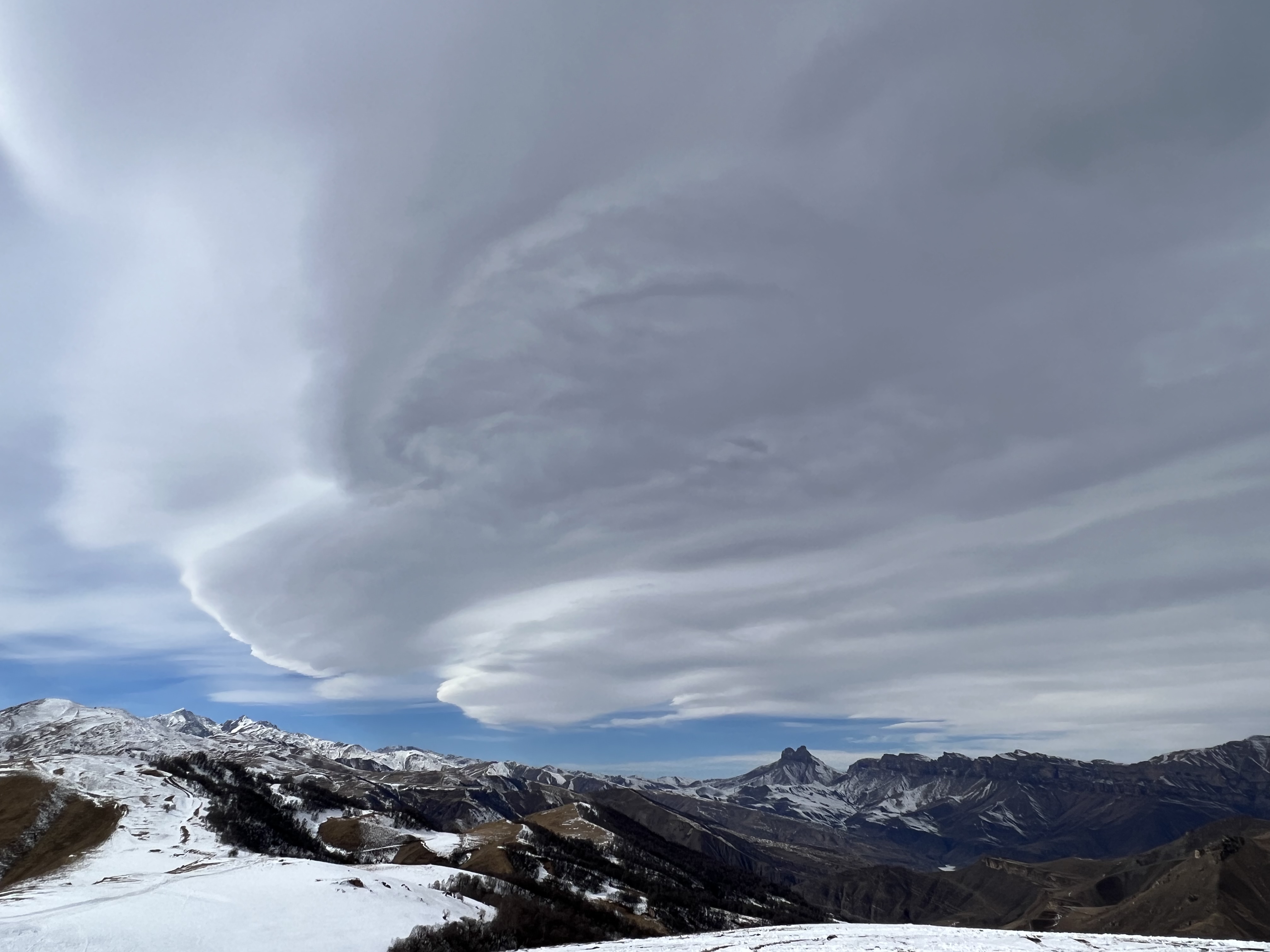 Озеро Гижгит, перевал Актопрак и Чегемские водопады (4/8)
