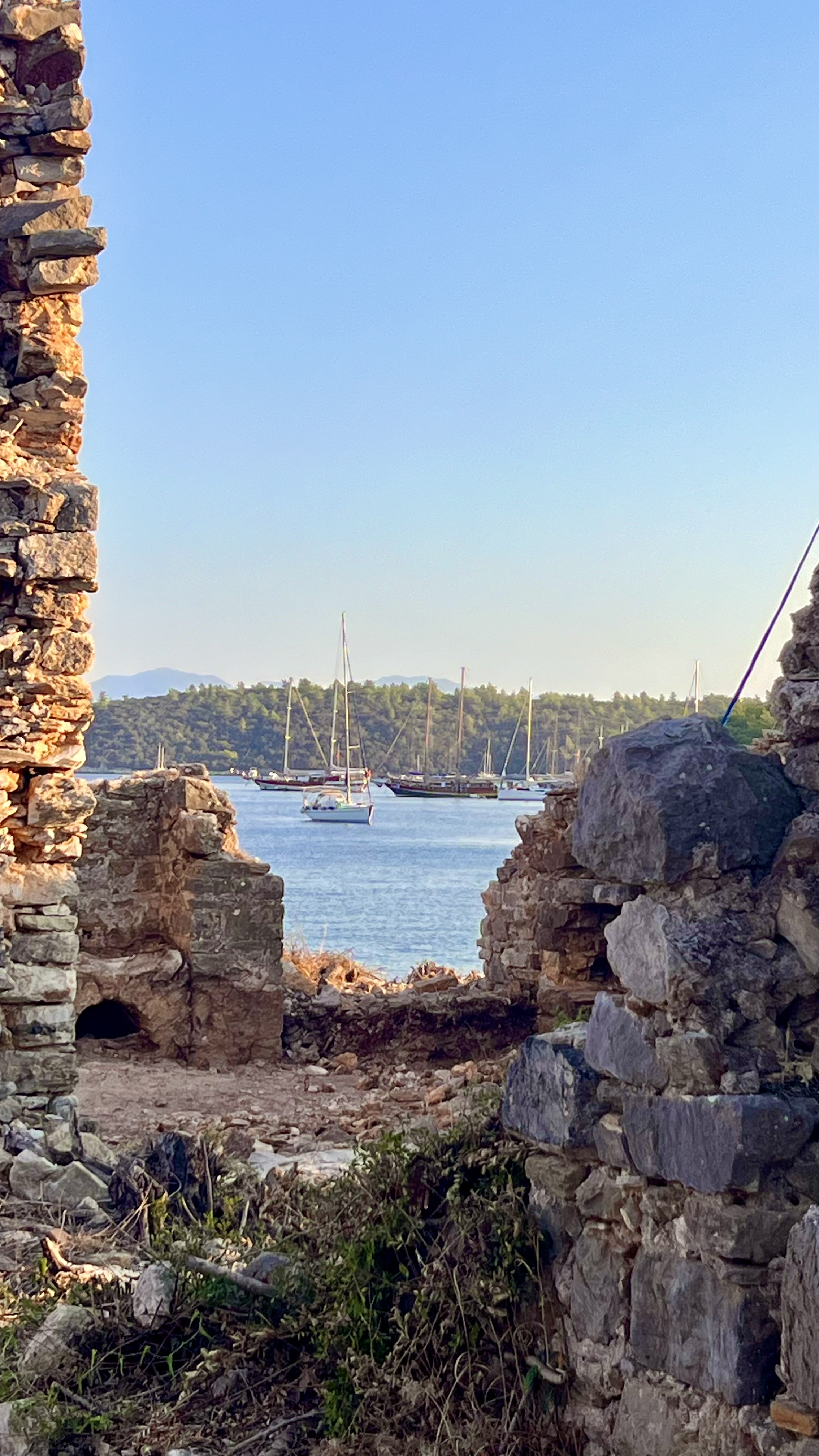 Круиз на парусной яхте по Средиземке. Турецкая Ривьера.