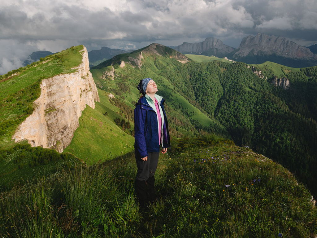 Кавказ. Поход в природный парк Большой Тхач на цветение рододендронов (12/16)