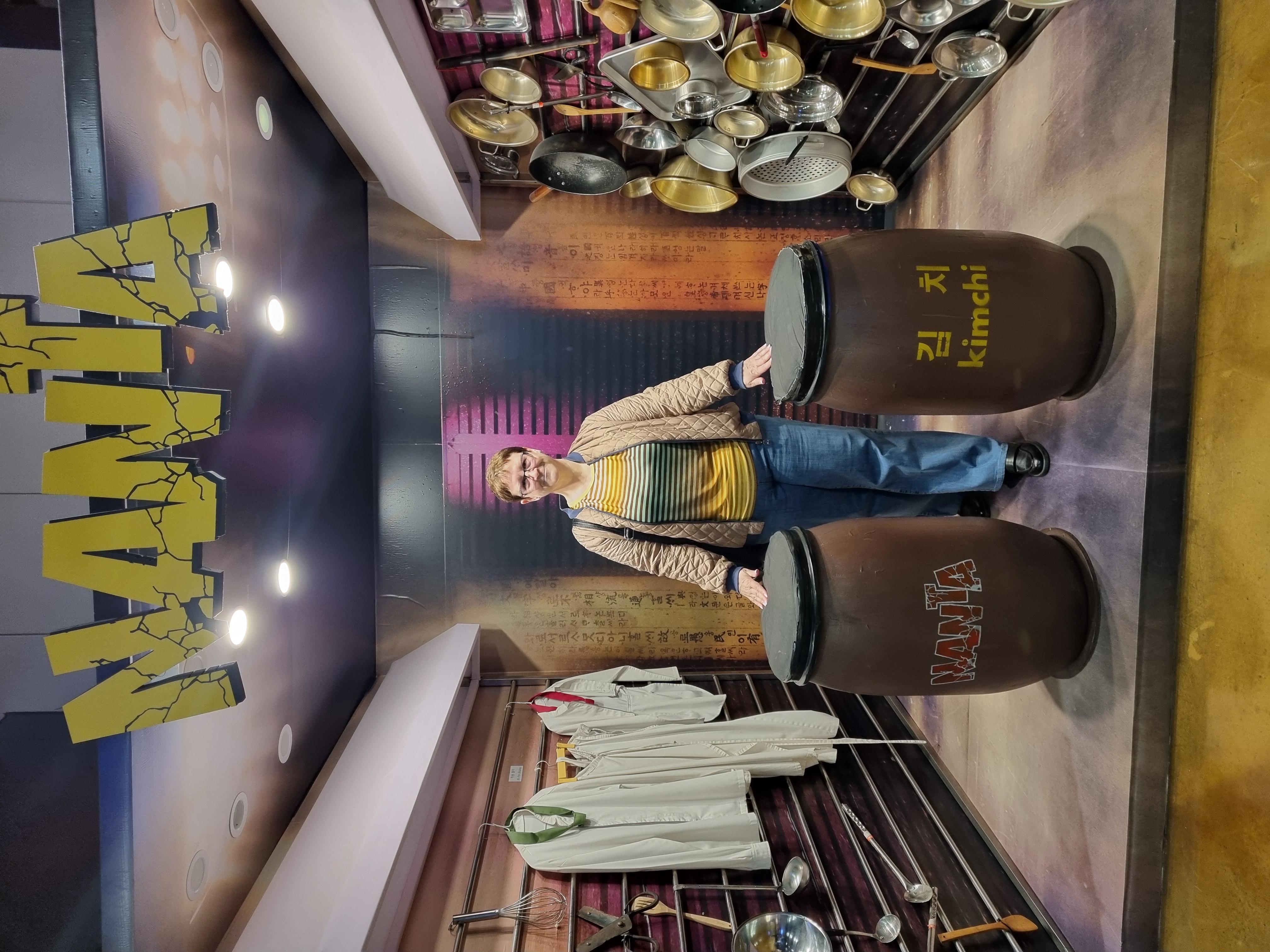 Осеннее путешествие Императора. Красные клены Сеула (8/14)