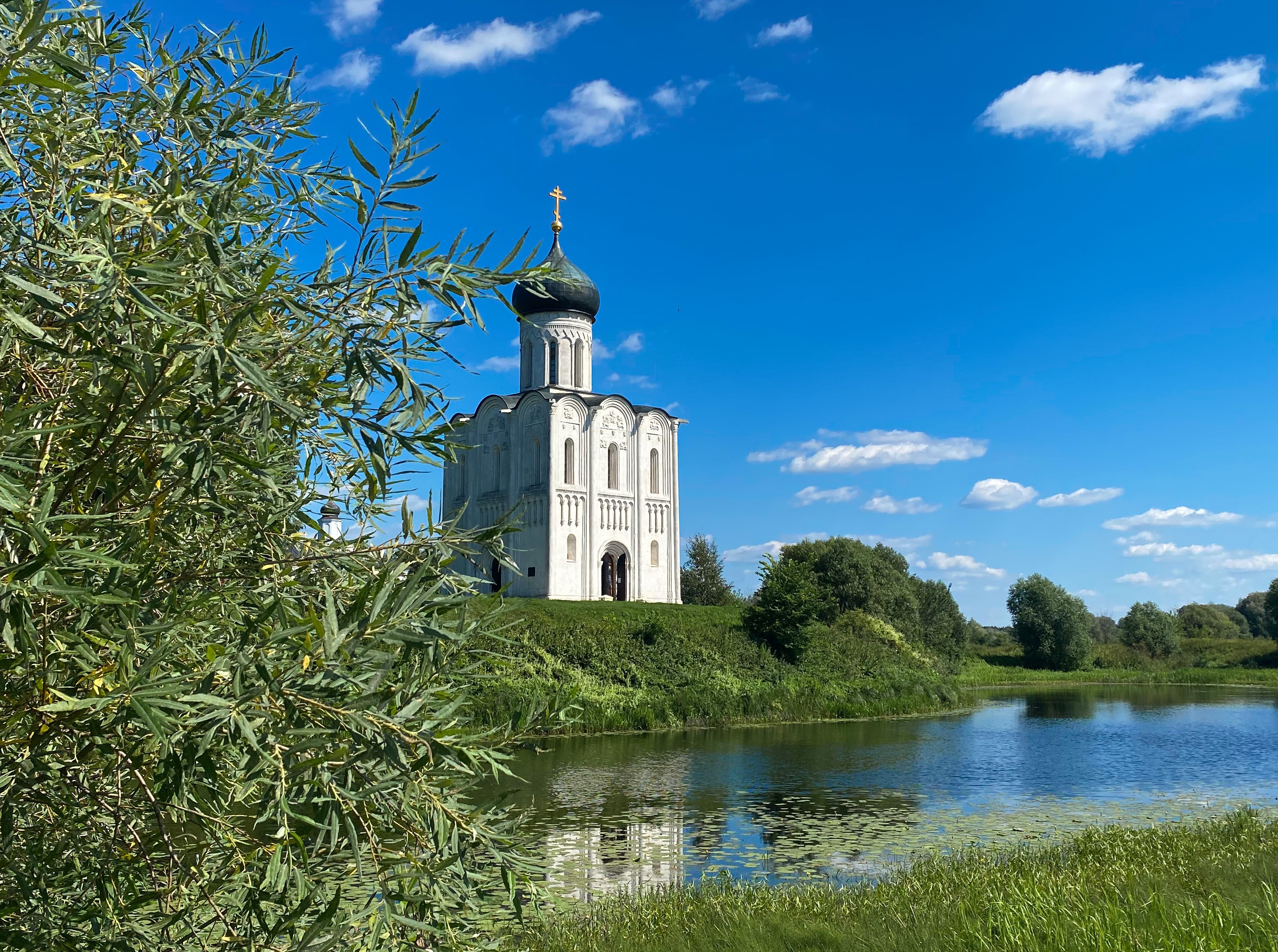 Царь велел меды кушать