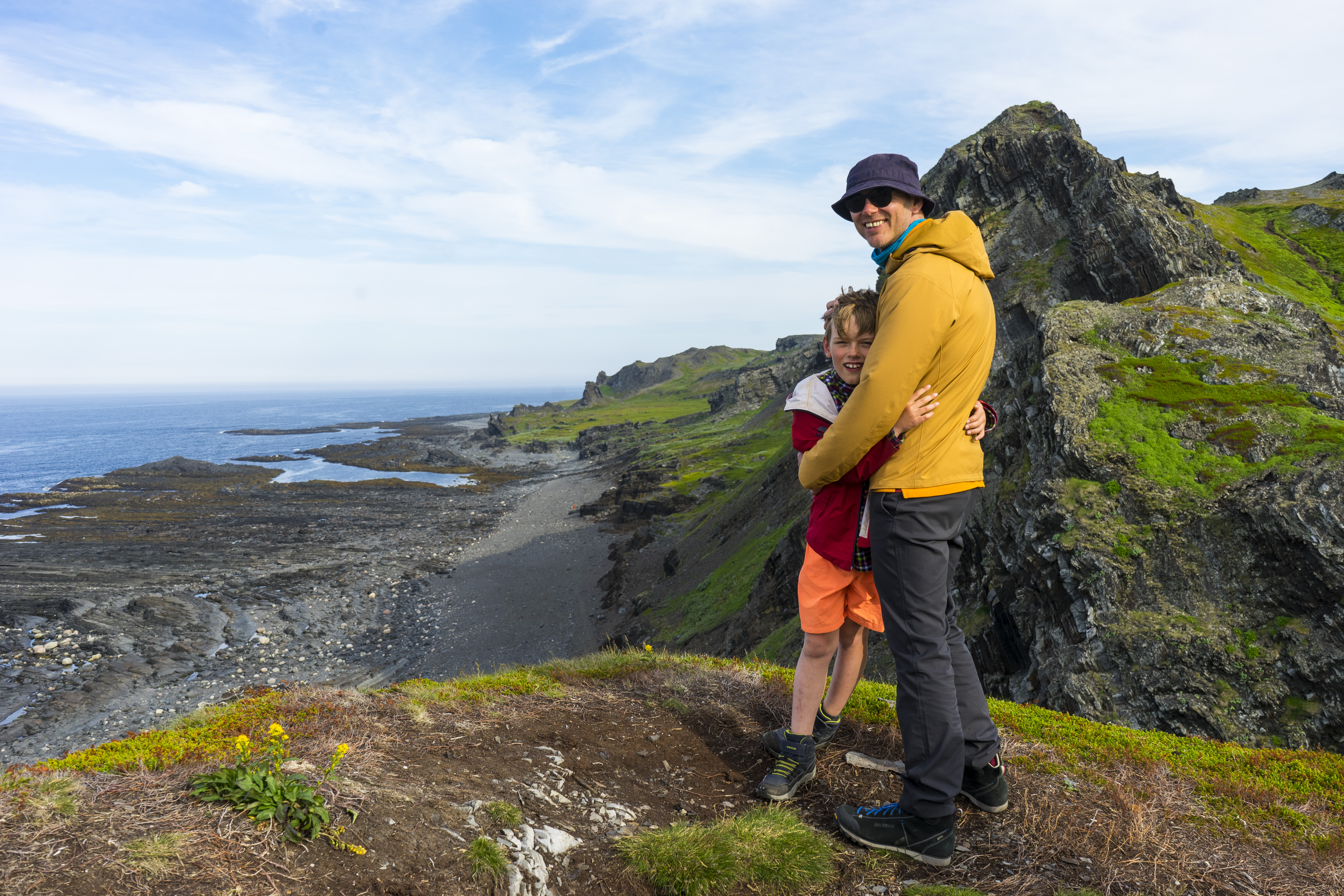 По  полуострову Рыбачий на внедорожном автобусе (25/39)