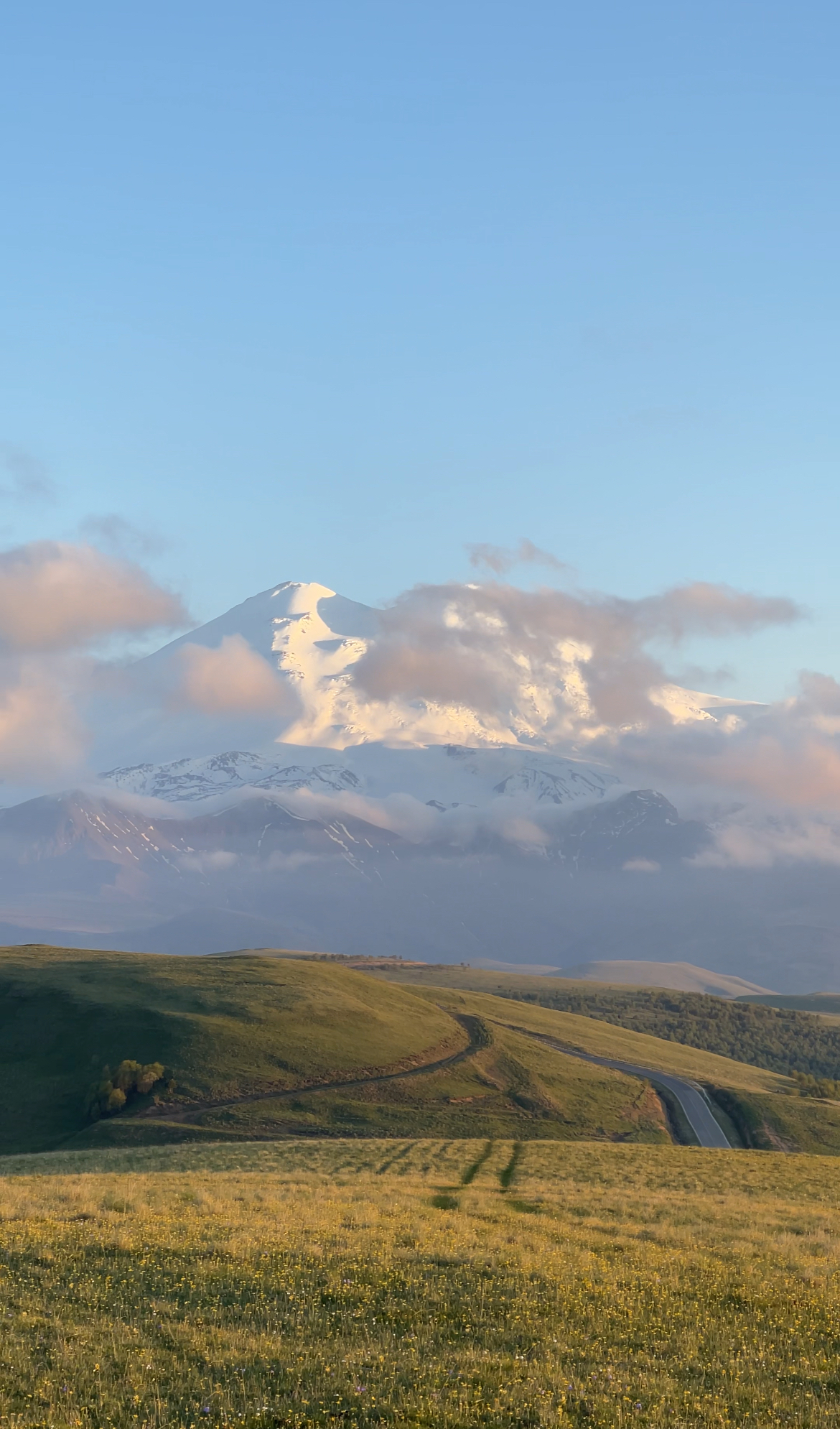 Джип-тур в мини-группе на Джилы-Су:  водопады и одна из самых красивых дорог России (3/8)