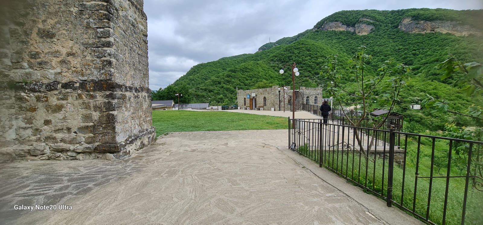 Хучни и экраноплан Лунь (7/16)