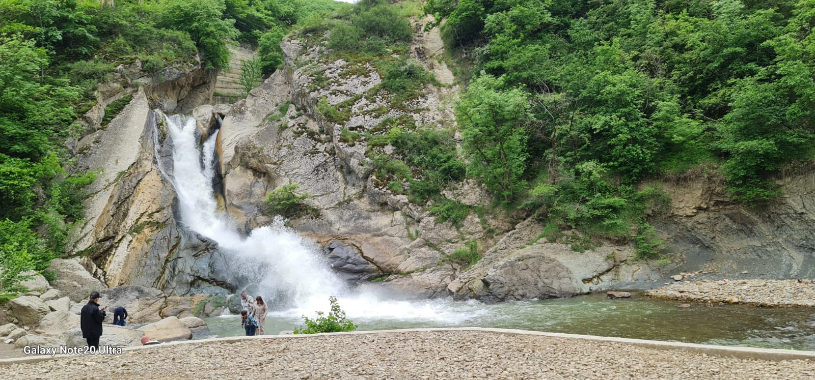 Хучни и экраноплан Лунь (2/16)