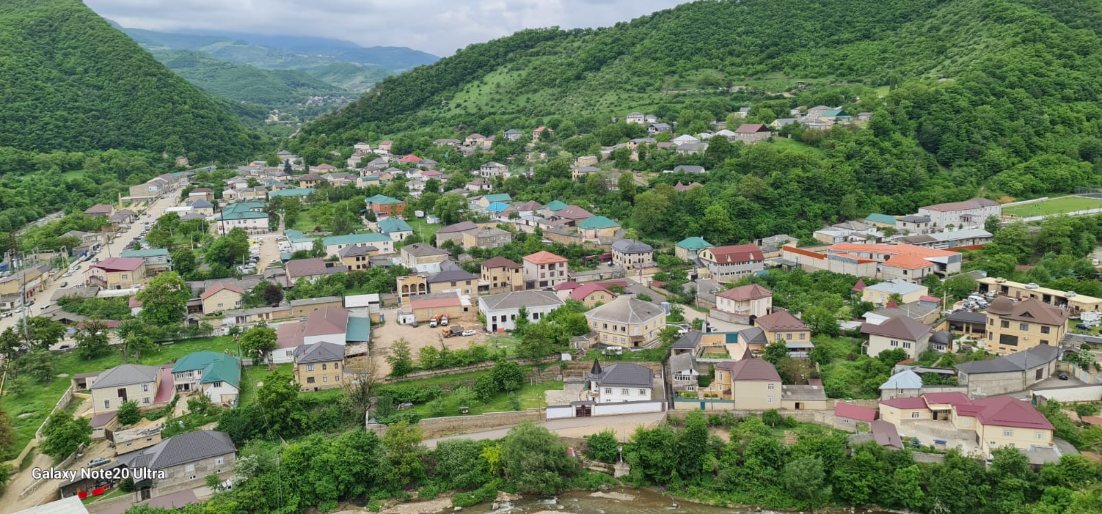 Хучни и экраноплан Лунь (4/16)