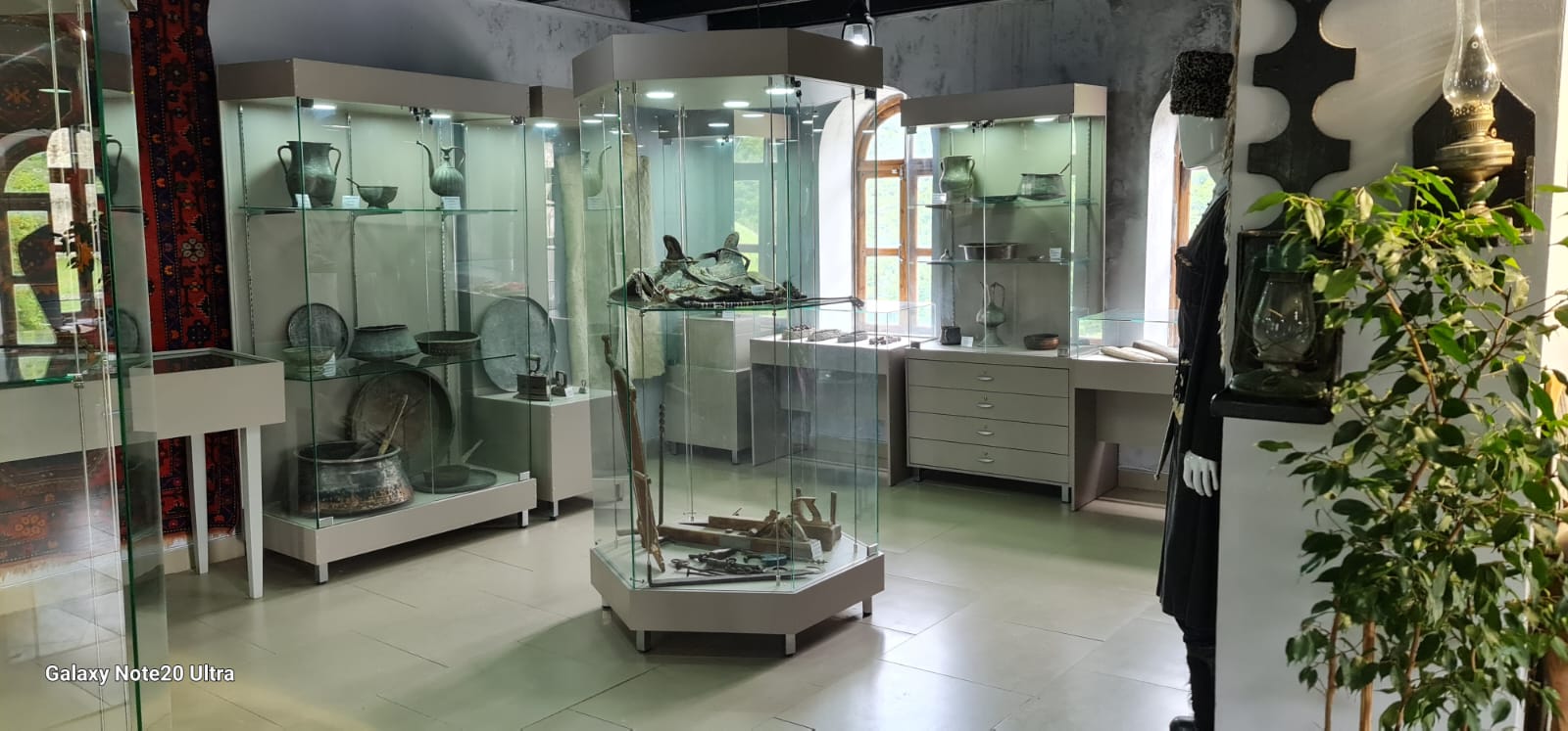 Хучни и экраноплан Лунь (15/16)