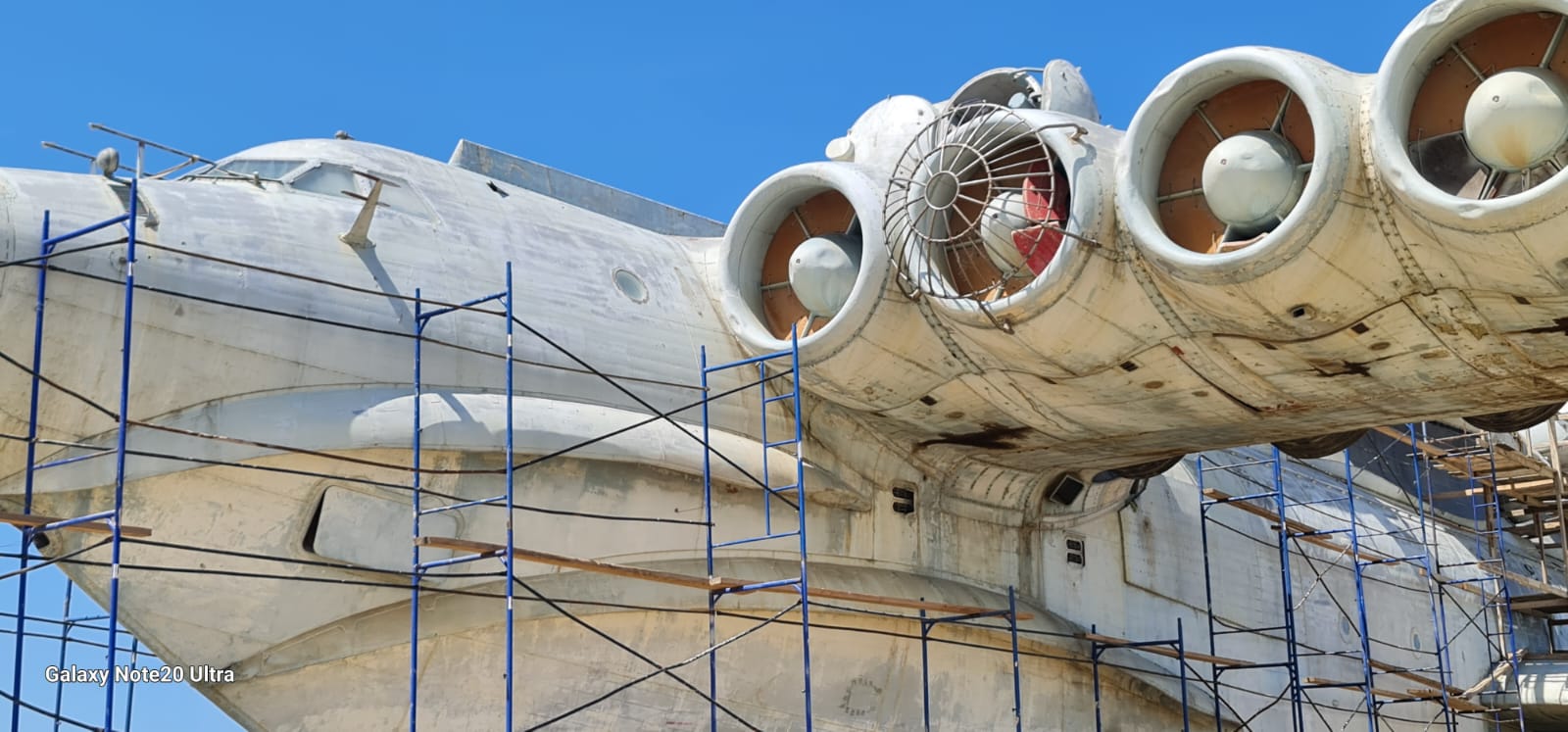 Хучни и экраноплан Лунь (8/16)