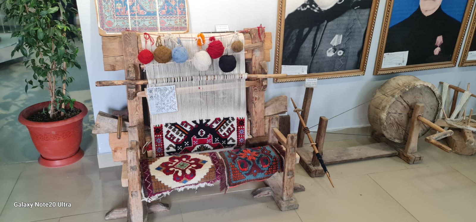 Хучни и экраноплан Лунь (11/16)