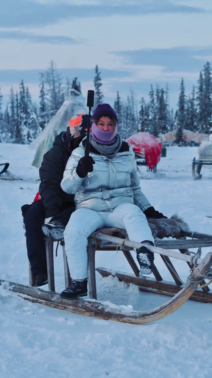 Ямал: ночь в чуме у оленеводов, северное сияние, перемещение на Трэколе, парк Ингилор (9/19)