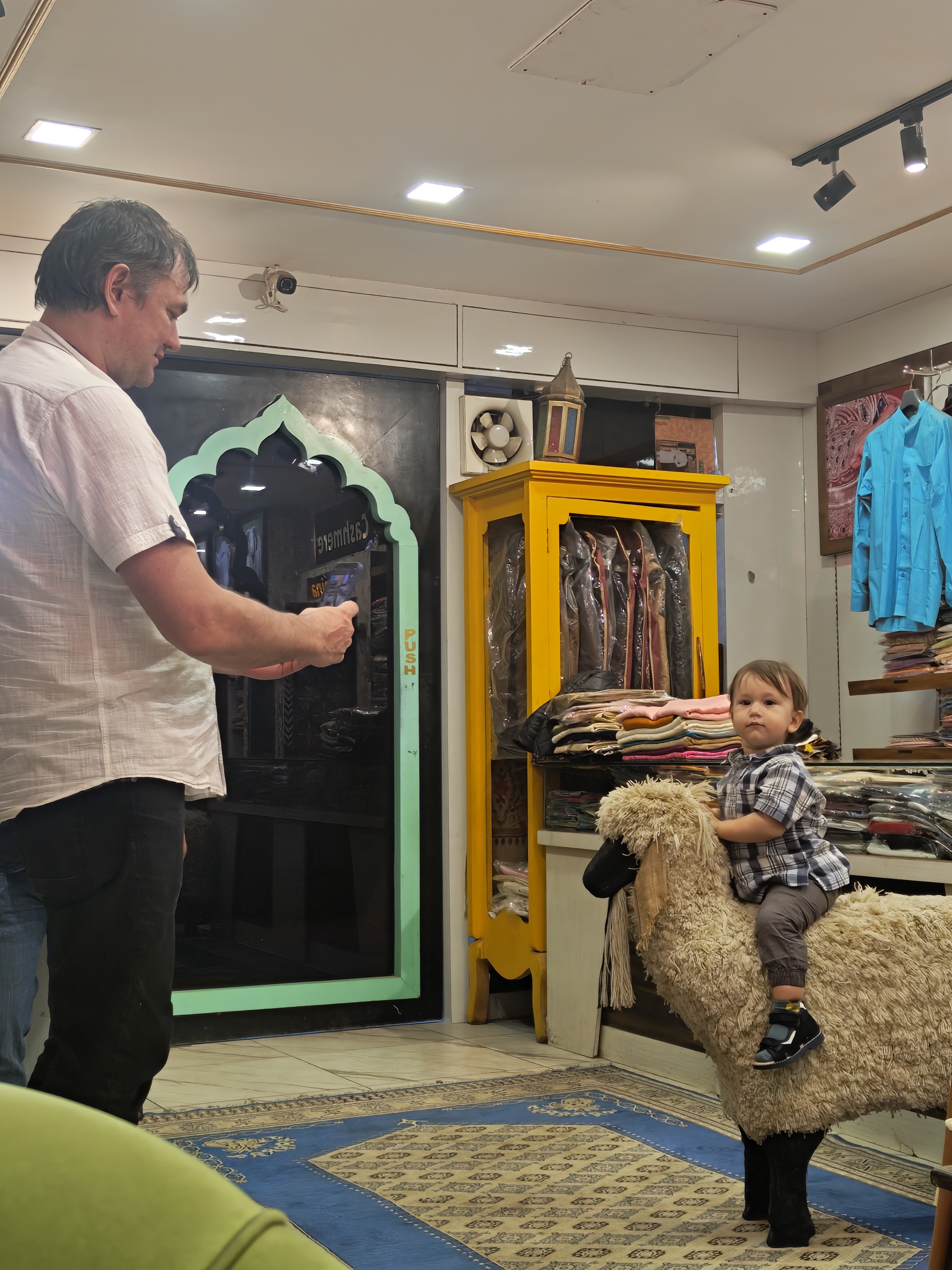 Индийская сказка: от аэропорта Дели до стен Тадж-Махала и форта Агра (3/15)