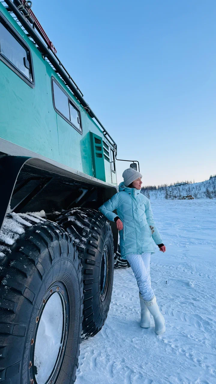 Ямал: ночь в чуме у оленеводов, северное сияние, перемещение на Трэколе, парк Ингилор (11/19)