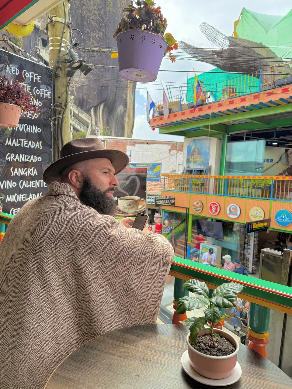 Колумбия: страна ярких традиций, насыщенной культуры, дружелюбных людей и кофе (3/23)