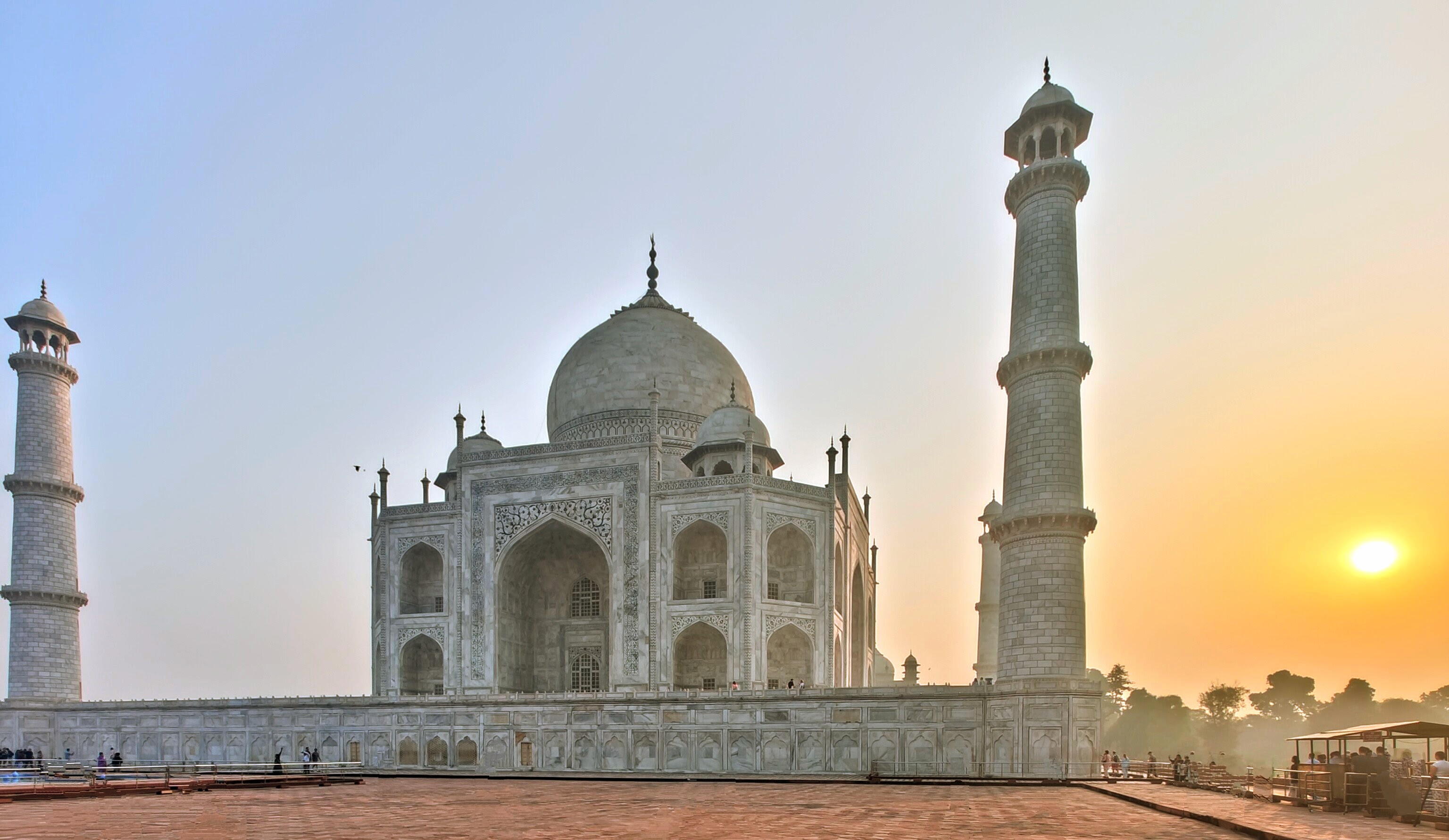 Экскурсия с гидом:  Восхитительный рассвет у Тадж-Махала