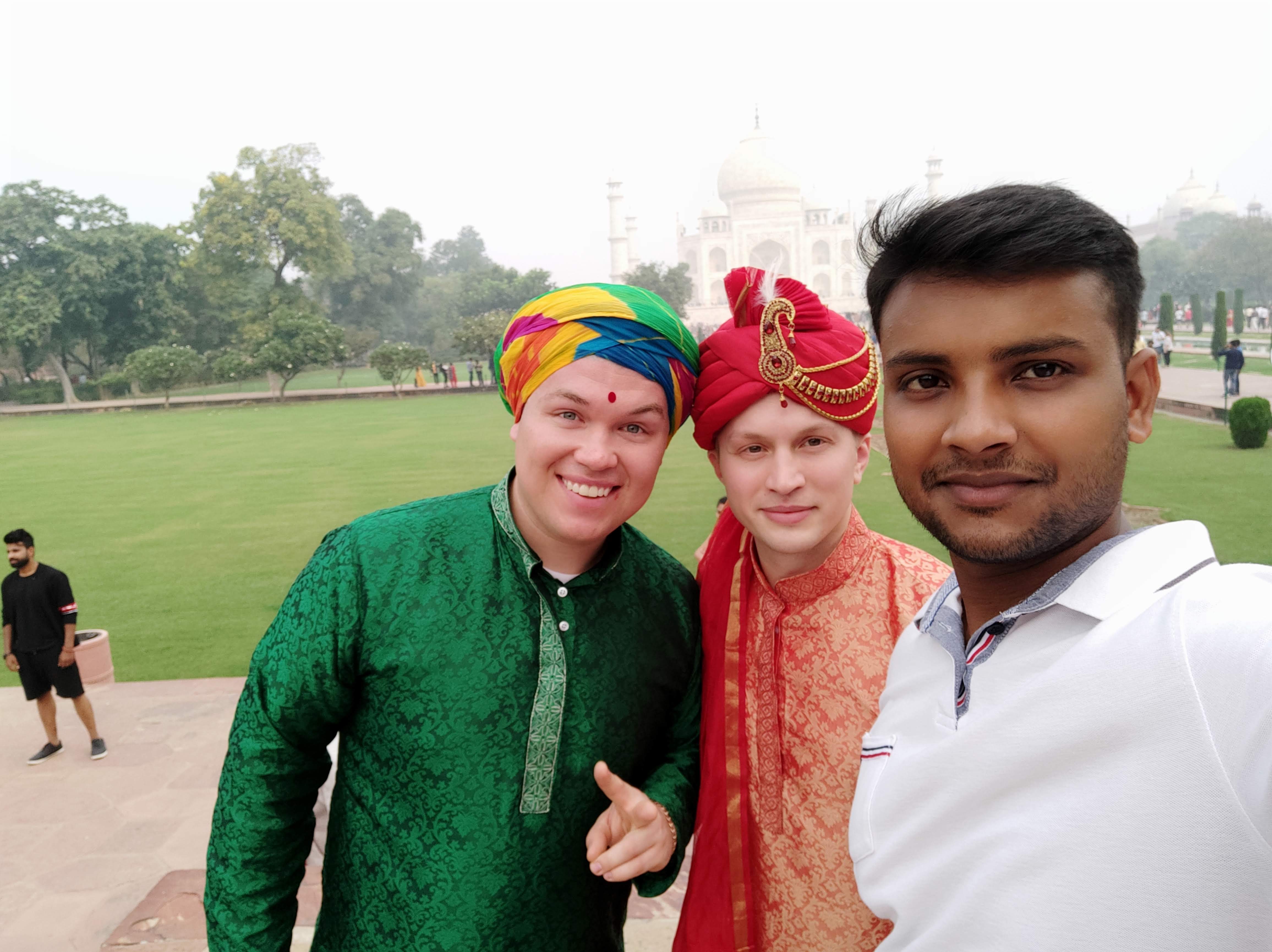 Классика Индии: величие Тадж-Махала и форта Агры из Джайпура