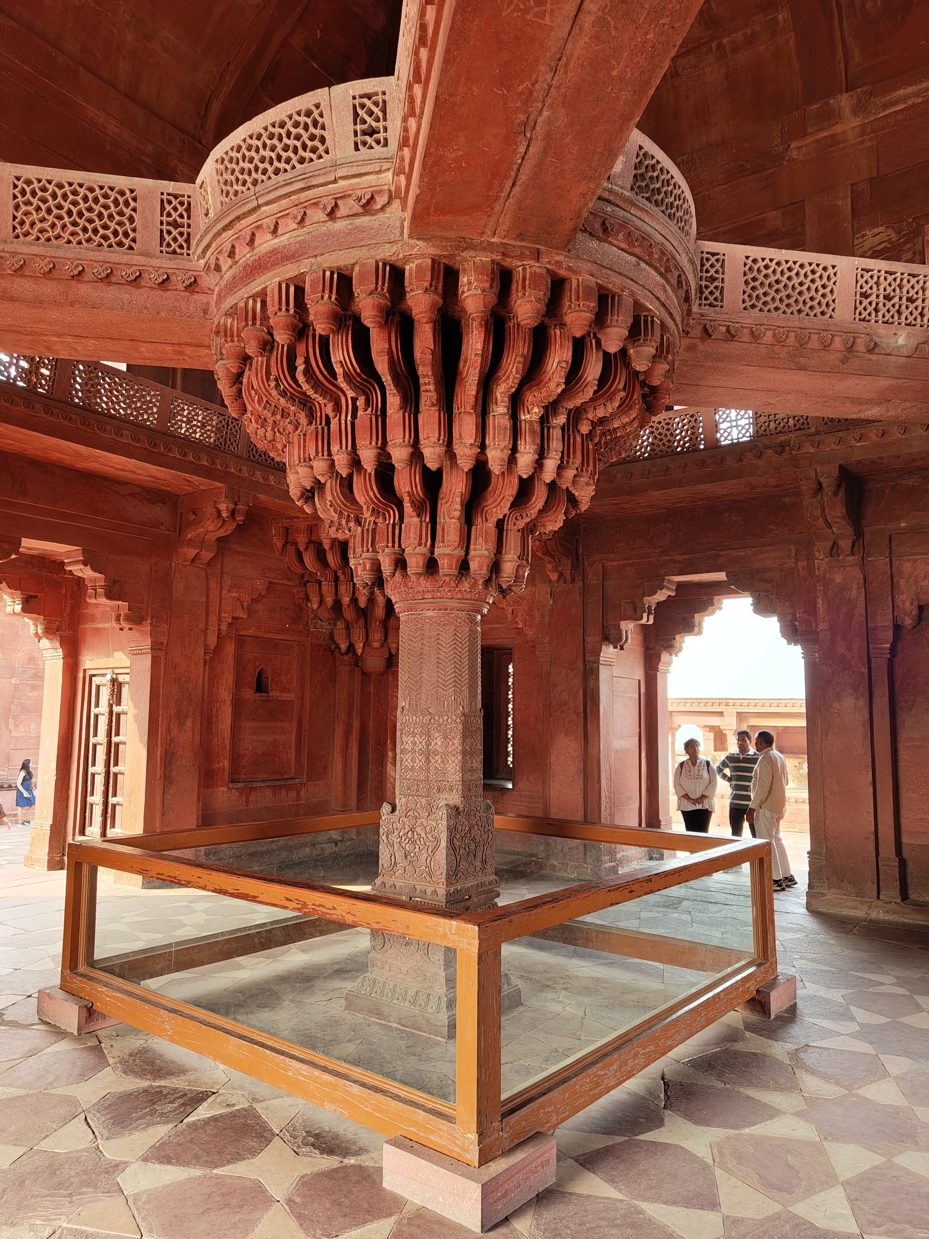 Тайны Агры: Путешествие сквозь века к Тадж-Махалу и Фатехпур-Сикри (5/8)