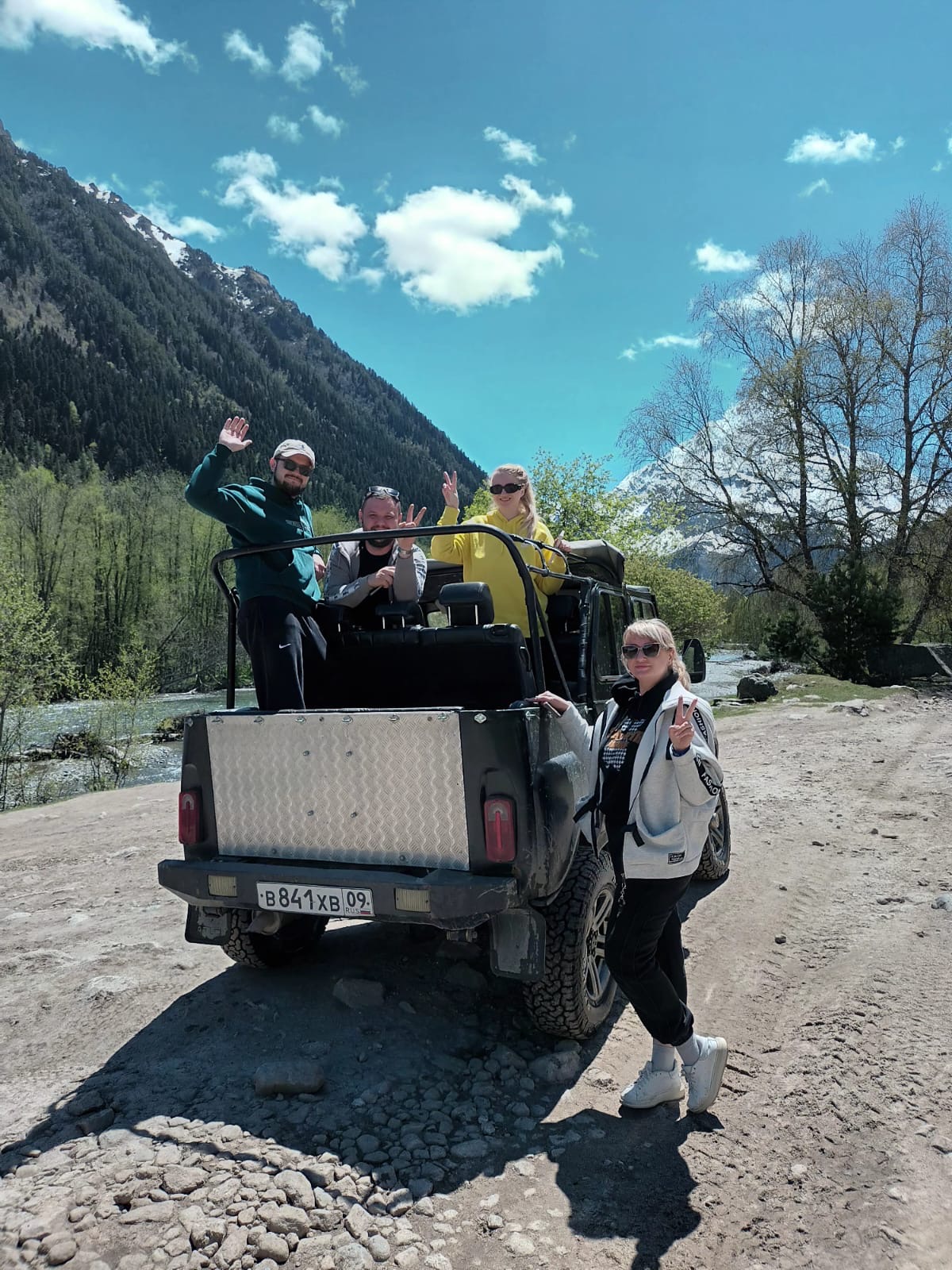 Джиппинг к Белым водопадам  Архыза (2/17)