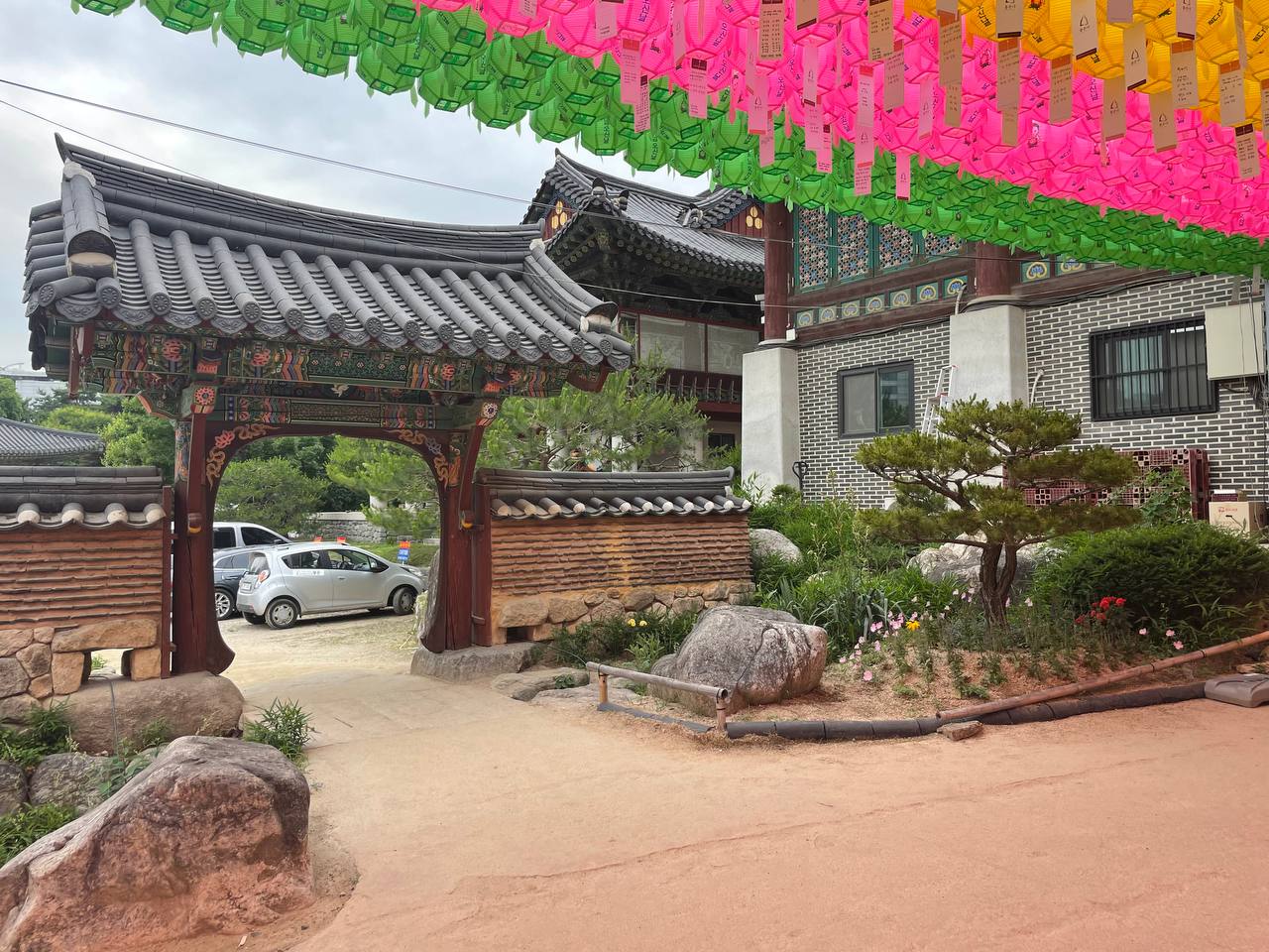 Осень в Южной Корее: Симфония Красного клена и Морского Бриза (19/19)