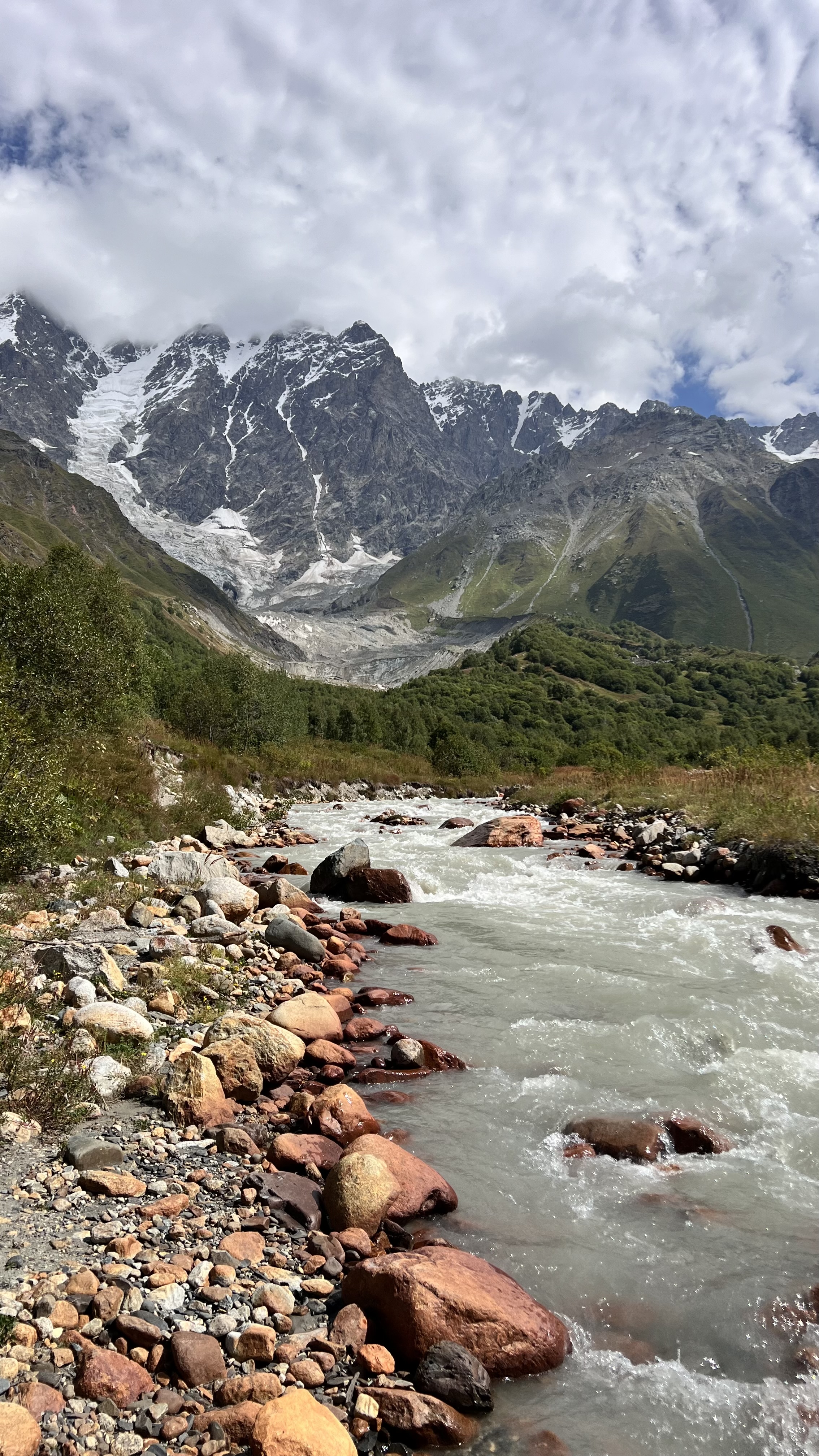 Рача и Сванети- два самых живописных региона Грузии в одном туре. (6/52)