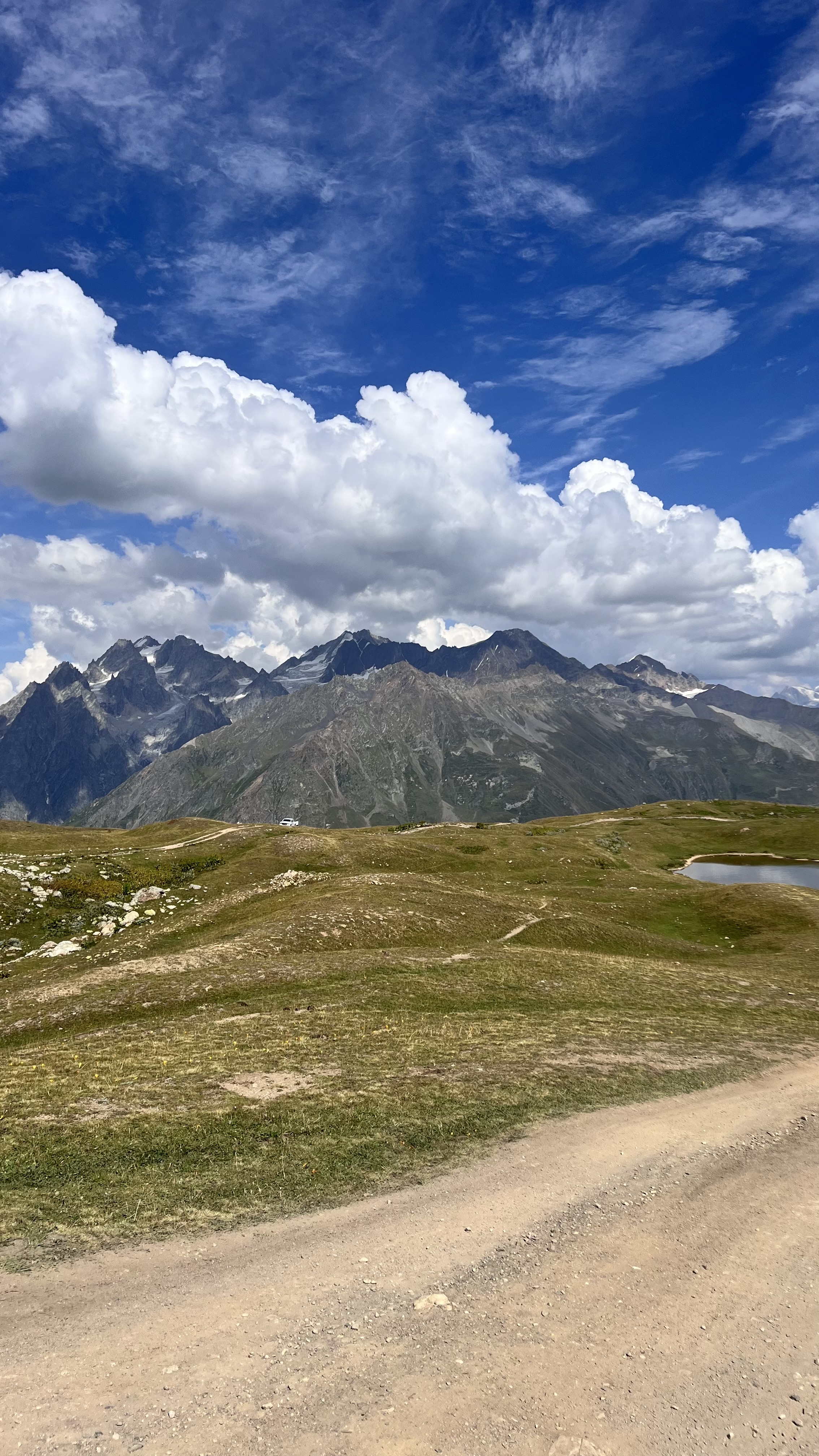 Рача и Сванети- два самых живописных региона Грузии в одном туре. (10/52)