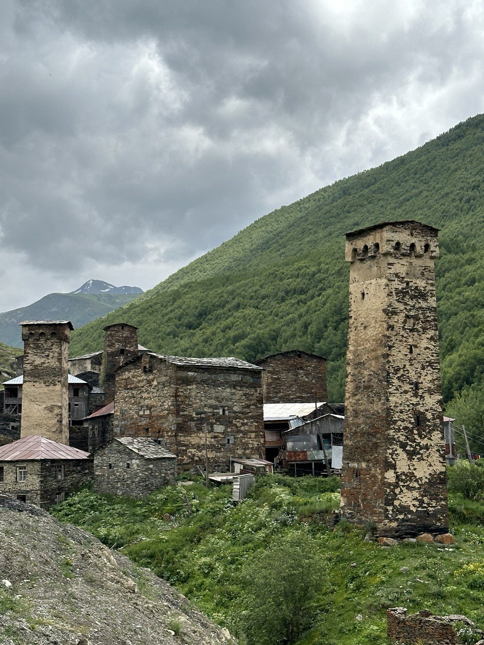 Тур в горы Грузии. Горная Сванетия. Снежные вершины, водопады, каньоны, пещеры (11/69)