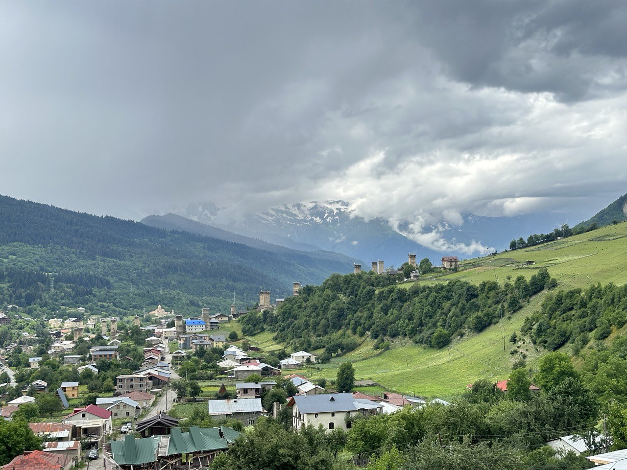 Тур в горы Грузии. Горная Сванетия. Снежные вершины, водопады, каньоны, пещеры (16/69)