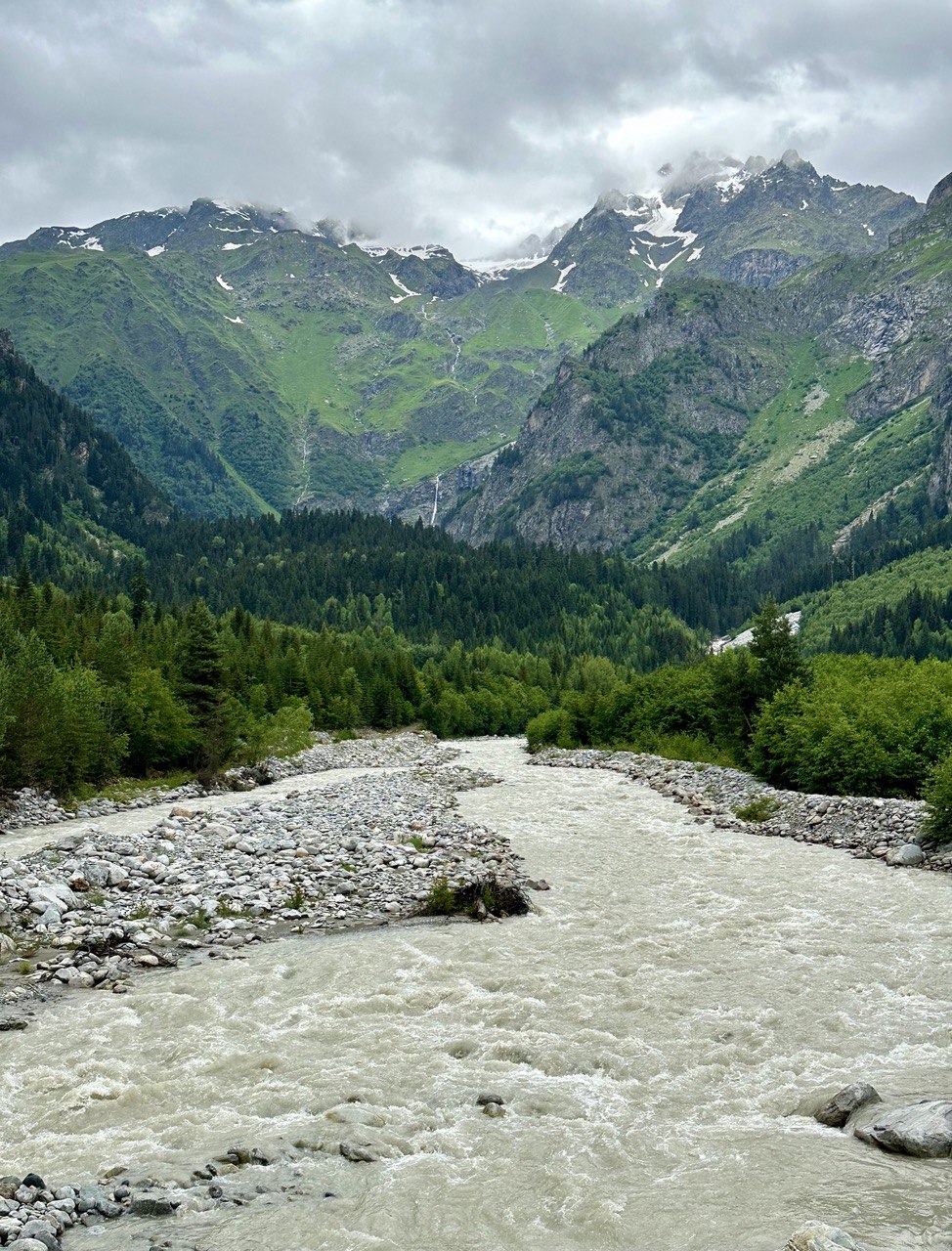 Тур в горы Грузии. Горная Сванетия. Снежные вершины, водопады, каньоны, пещеры (15/69)