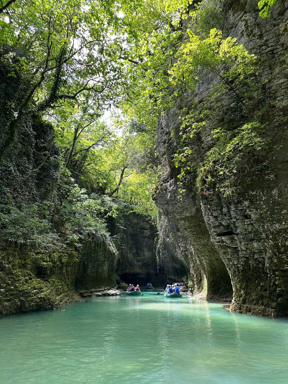 Тур в горы Грузии. Горная Сванетия. Снежные вершины, водопады, каньоны, пещеры (32/69)
