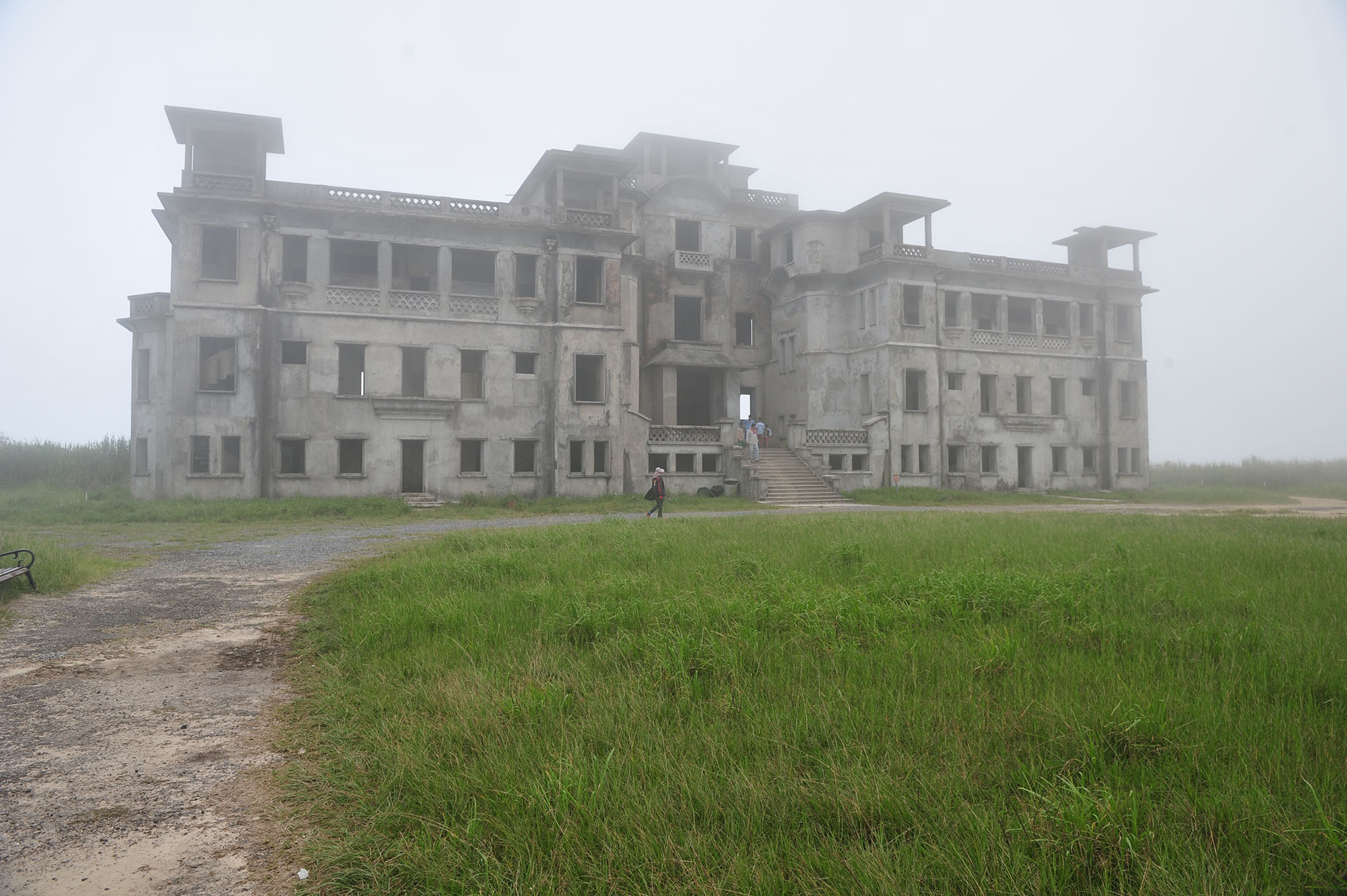 Вьетнам и Камбоджа — 2 острова, 7 локаций, Ангор Ват, гора Бакор, Хошимин. (16/52)