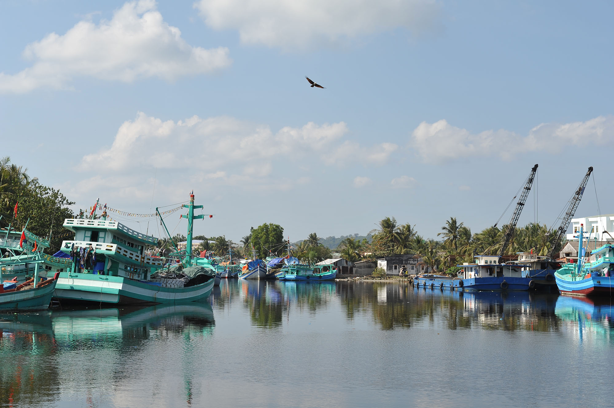 Вьетнам и Камбоджа — 2 острова, 7 локаций, Ангор Ват, гора Бакор, Хошимин. (13/52)