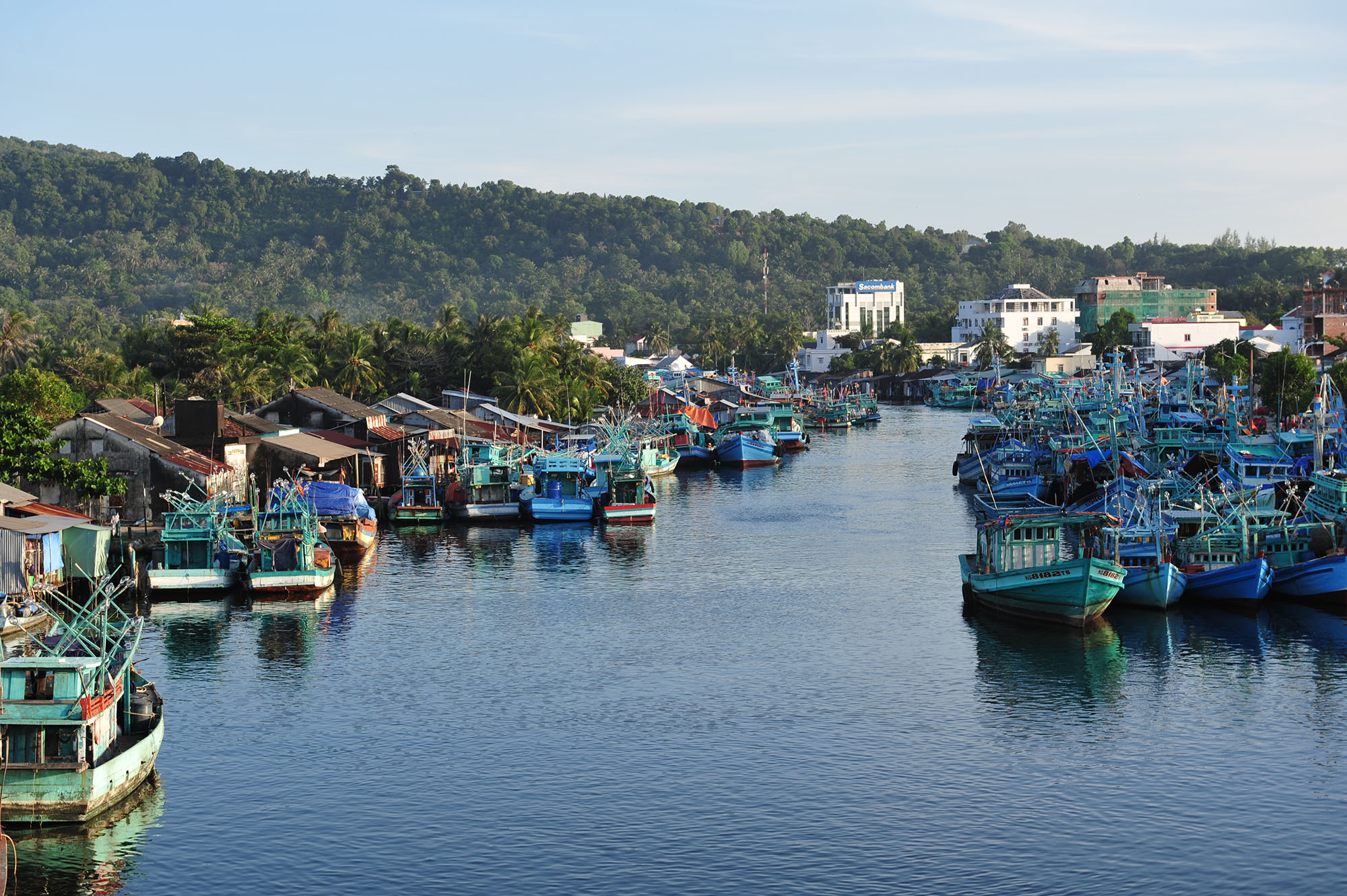 Вьетнам и Камбоджа — 2 острова, 7 локаций, Ангор Ват, гора Бакор, Хошимин. (5/52)