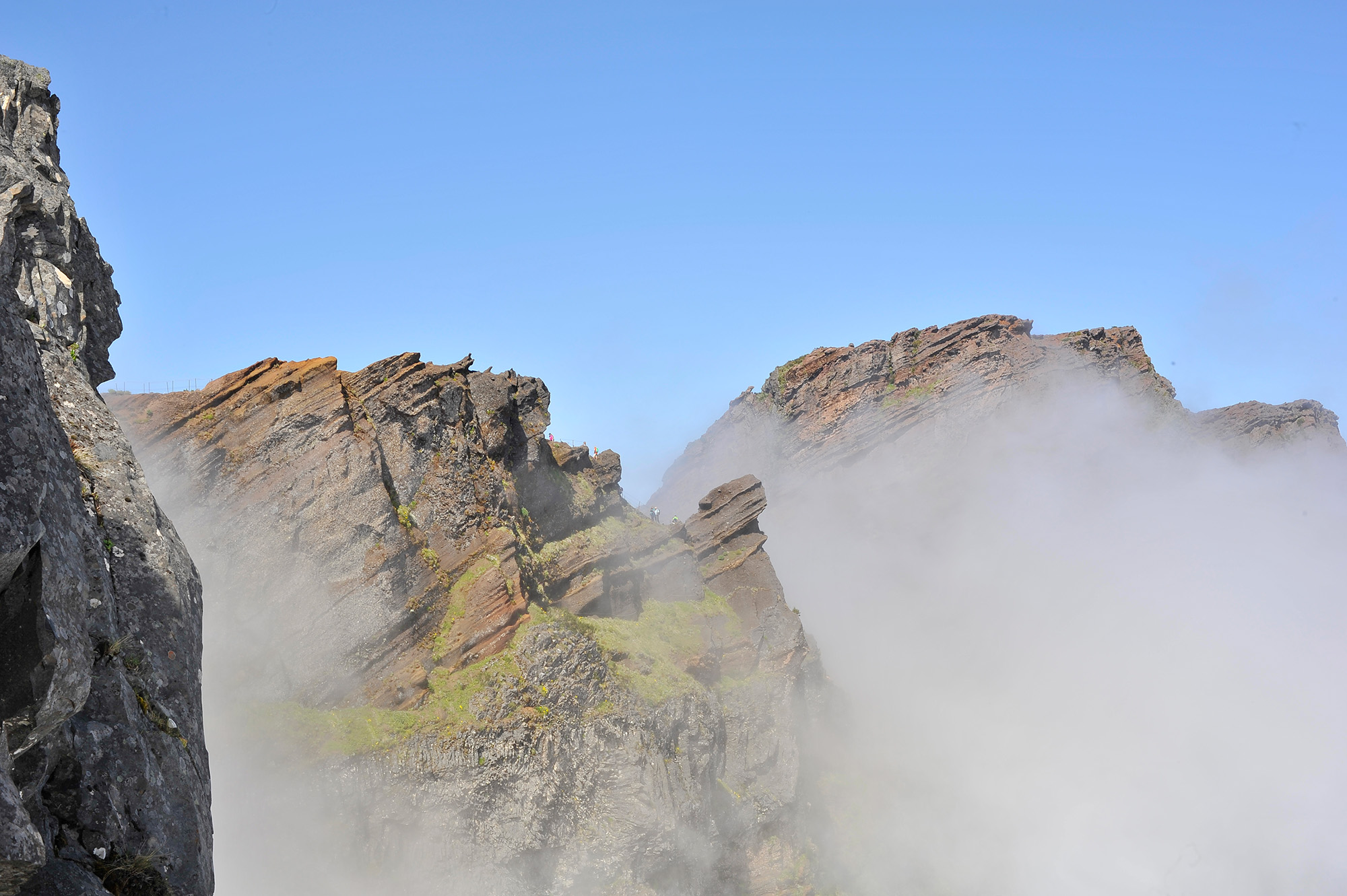 Вкусная Барселона, ароматная Португалия и сказочный остров Мадейра. (24/82)
