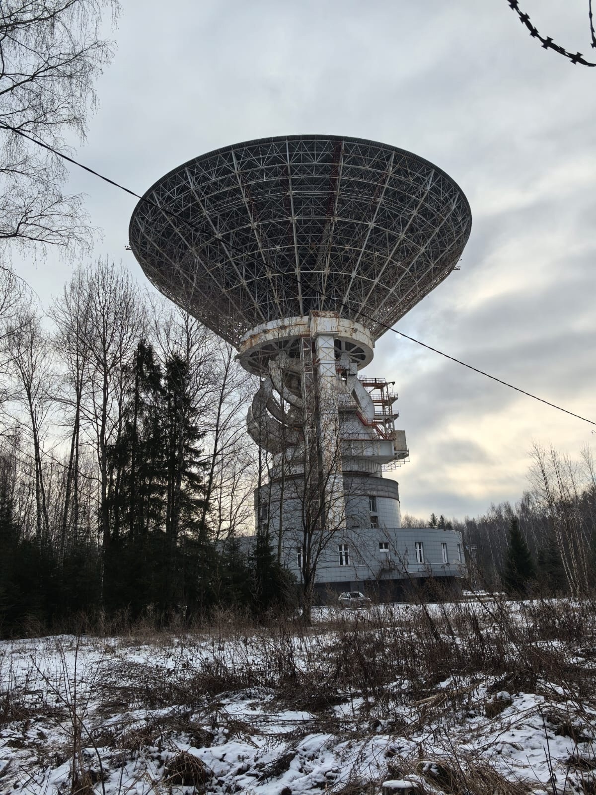 Путешествие к гигантской тарелке