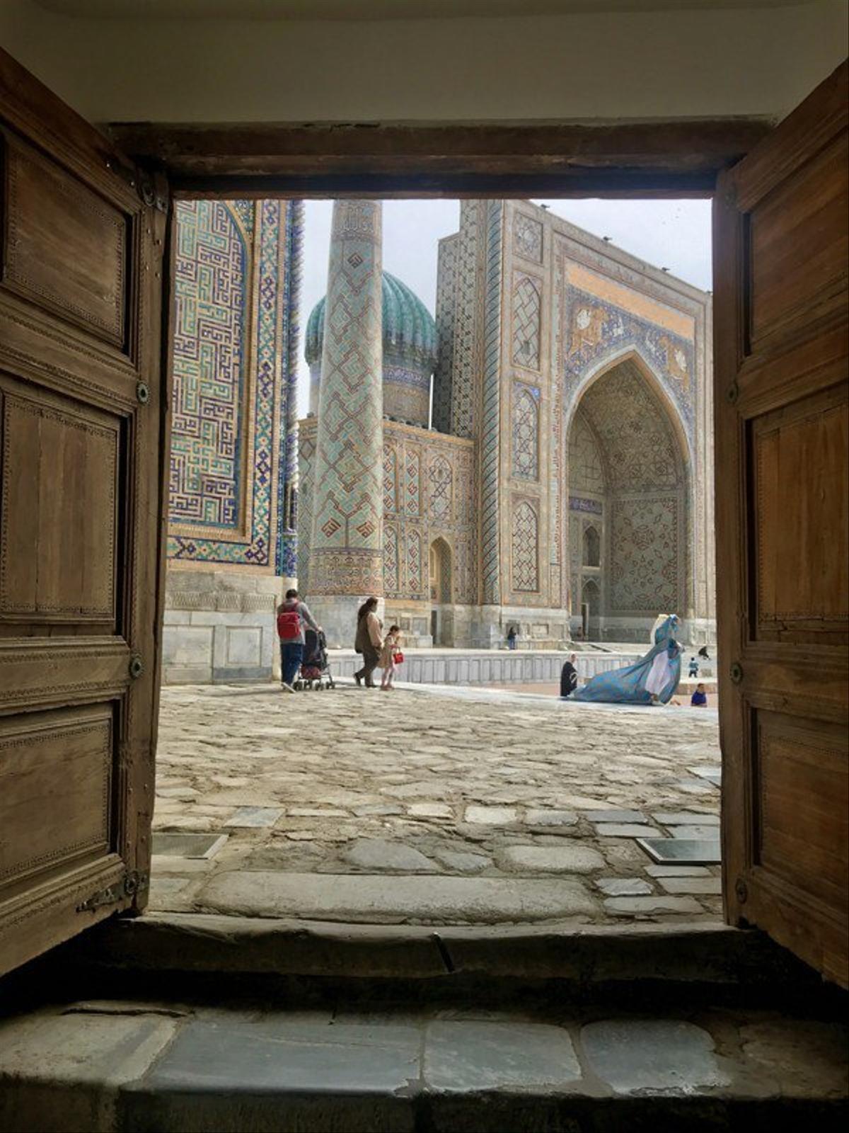 Эхо Самарканда: путь сквозь тысячелетия (3/8)