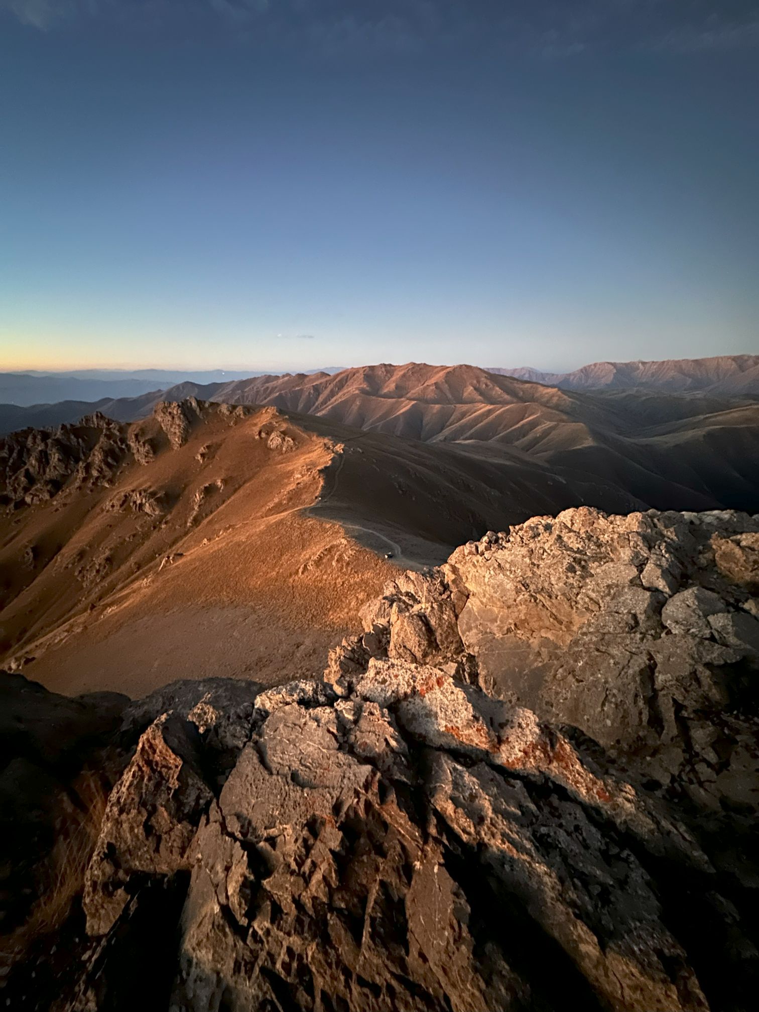 Мистическая гора Хуступ - встречаем рассвет на горе! (8/16)