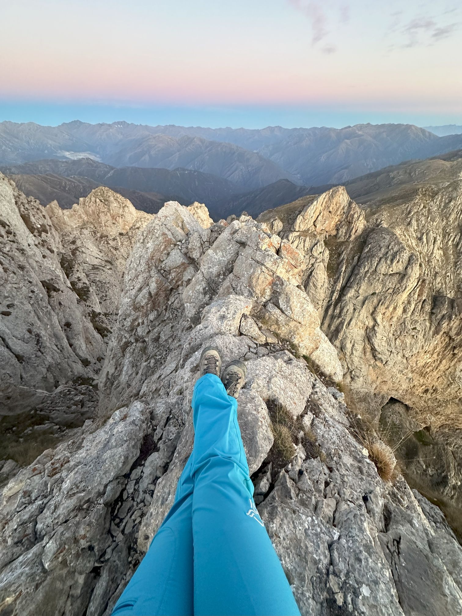 Мистическая гора Хуступ - встречаем рассвет на горе! (9/16)