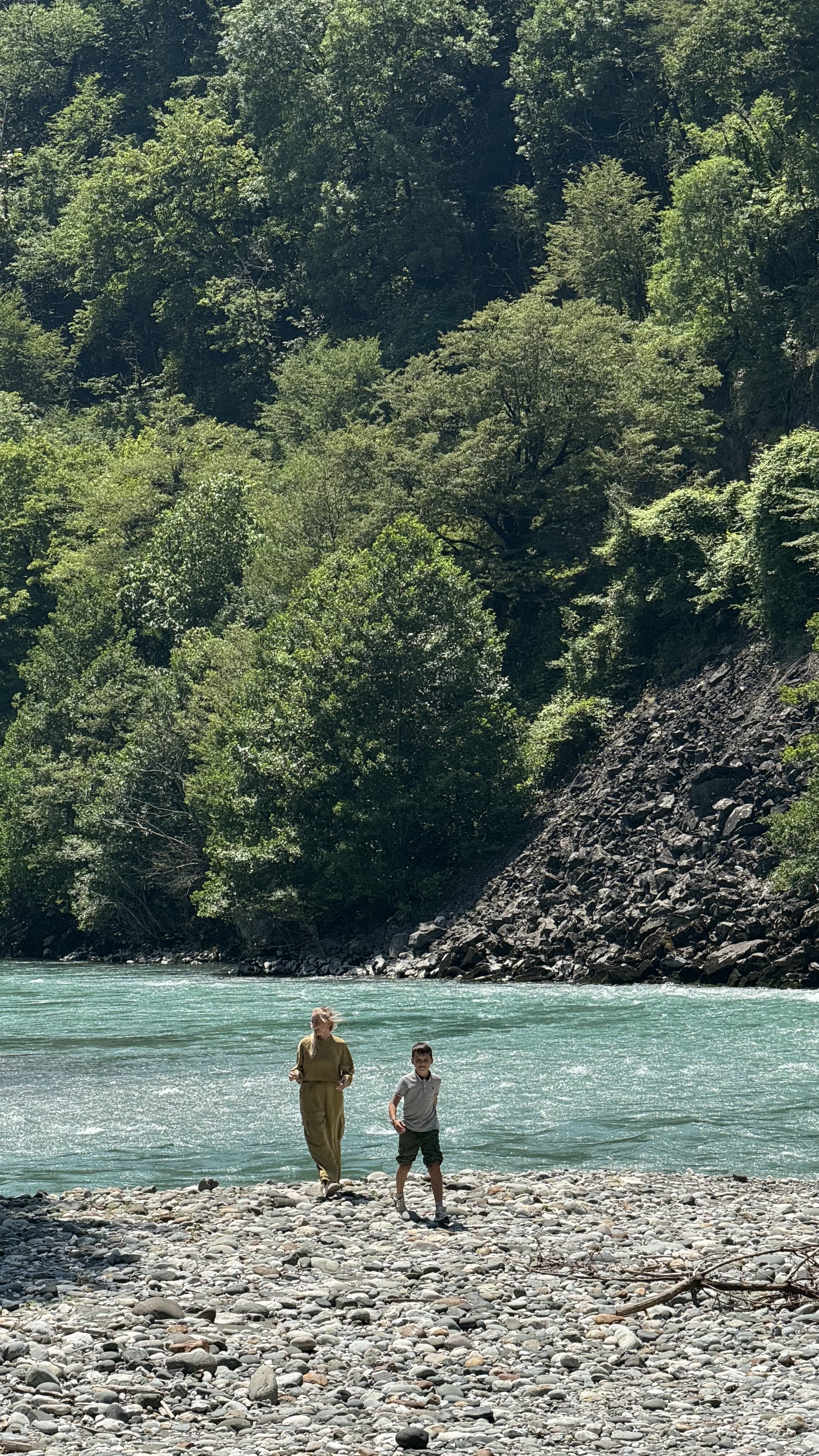 Волшебная безлюдная Рица (6/14)