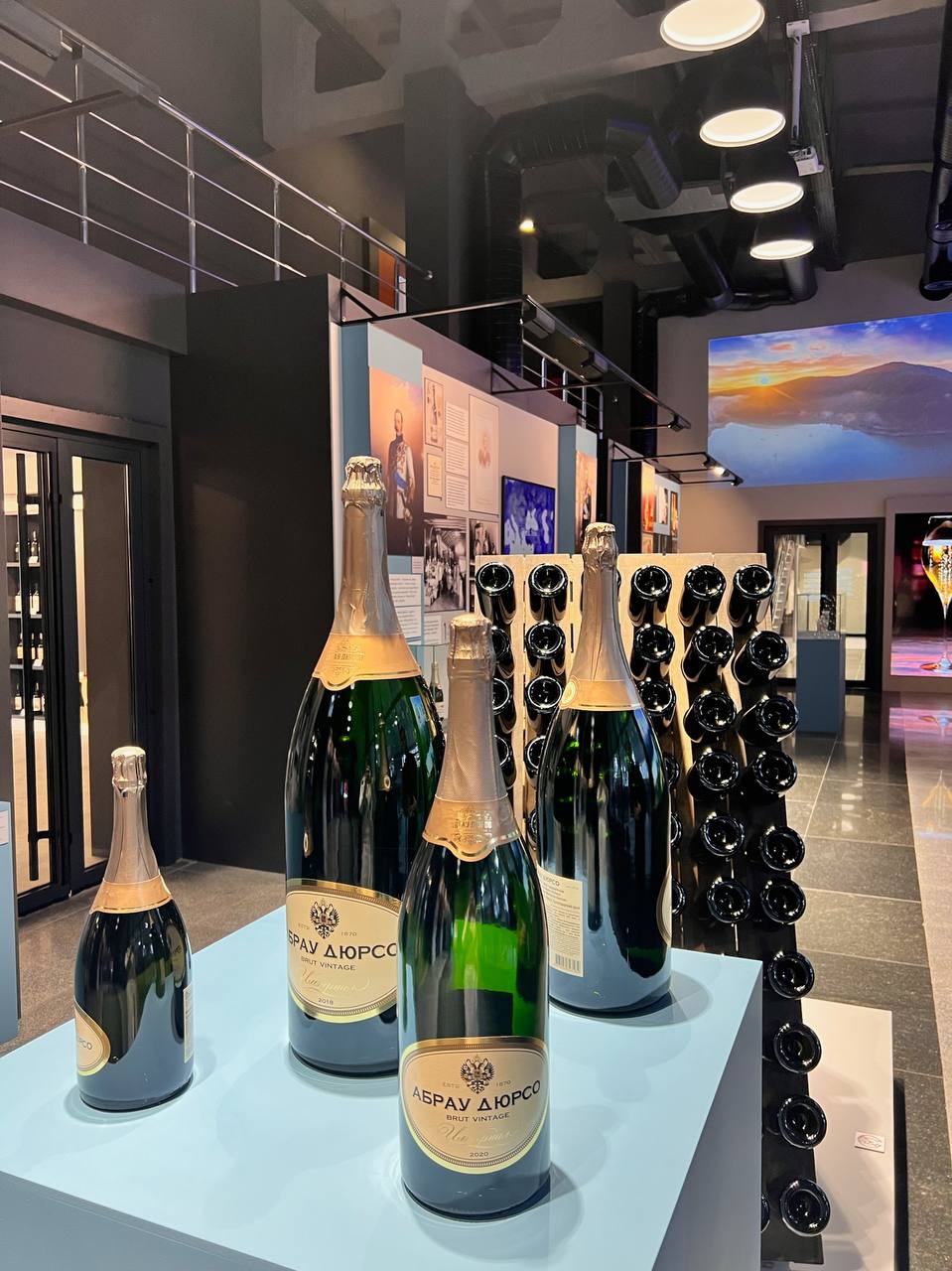 Азербайджан  Восточная сказка и вино (10/21)