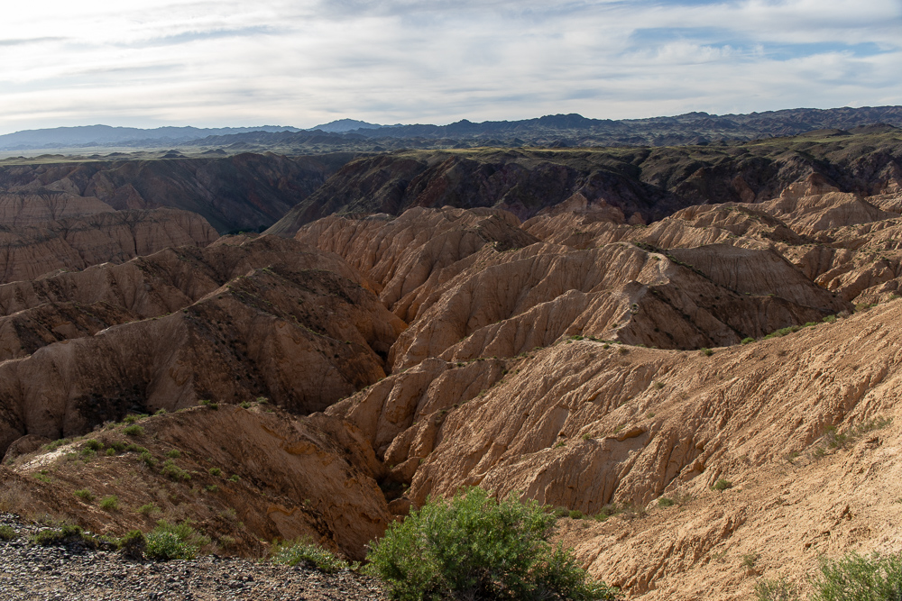 Красоты Тянь-Шаня. Из Казахстана в Кыргызстан и обратно. Две страны Центральной Азии. (18/45)