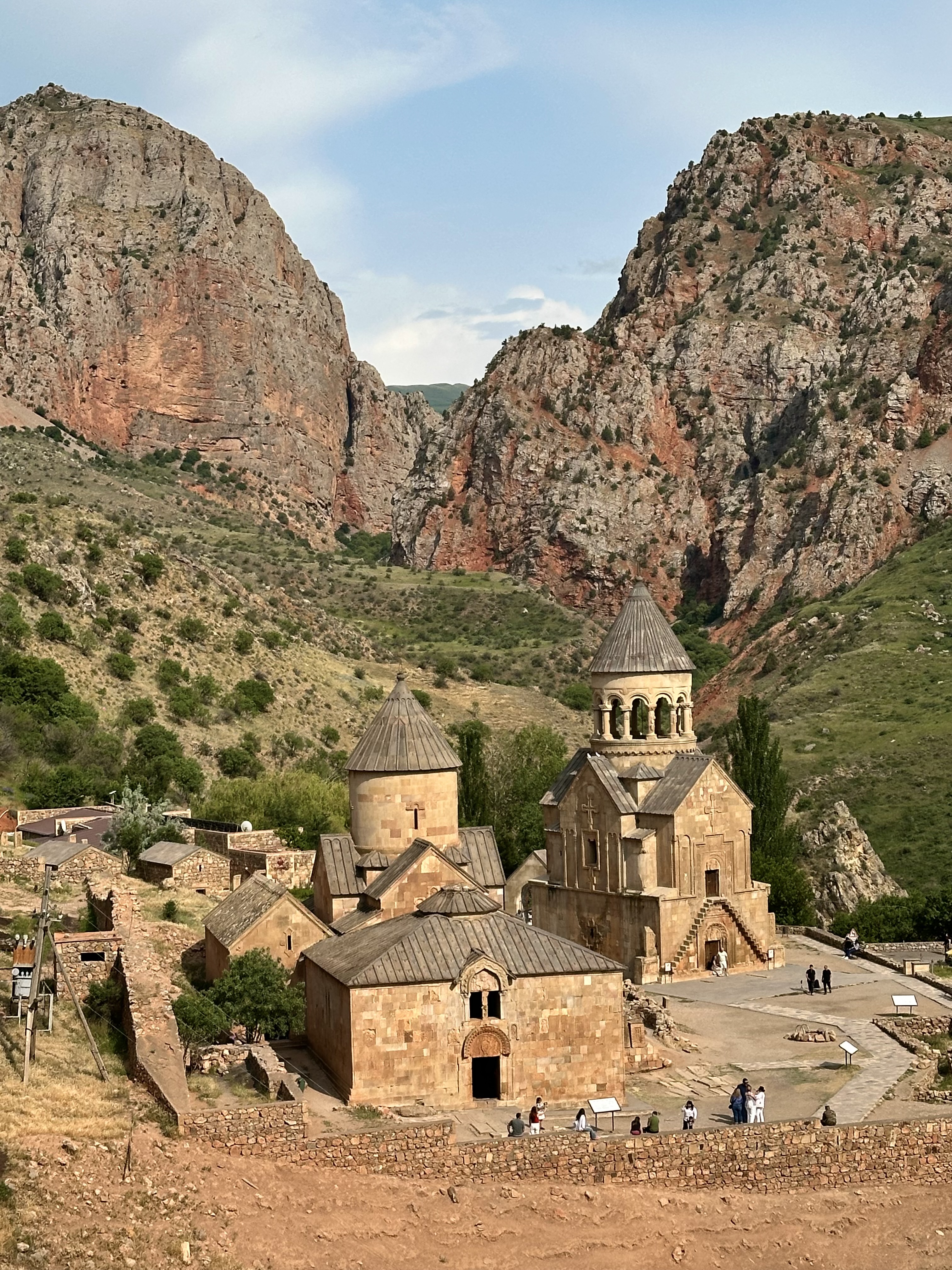 Армения за 6 дней. Храмы, горы и вино