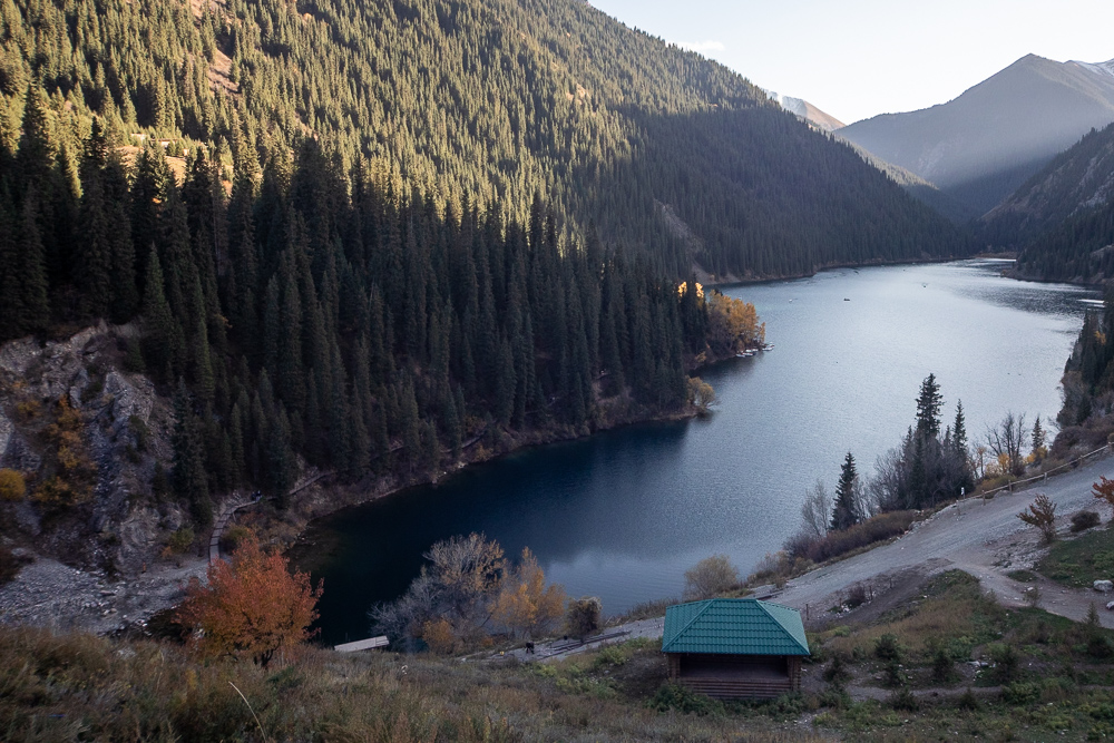 Красоты Тянь-Шаня. Из Казахстана в Кыргызстан и обратно. Две страны Центральной Азии. (28/45)